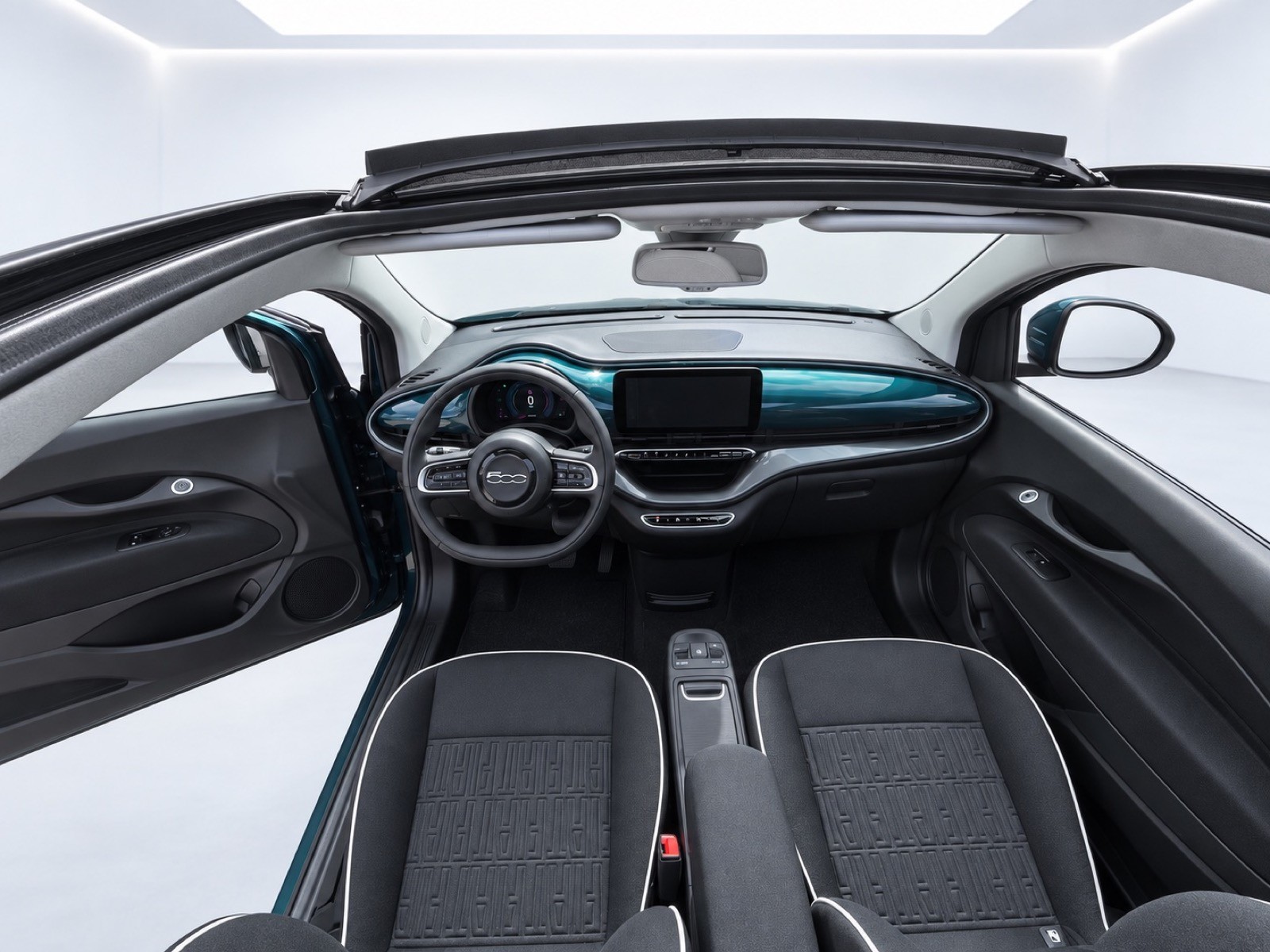 FIAT 500 C electric 87 kW Swiss Edition-image-7