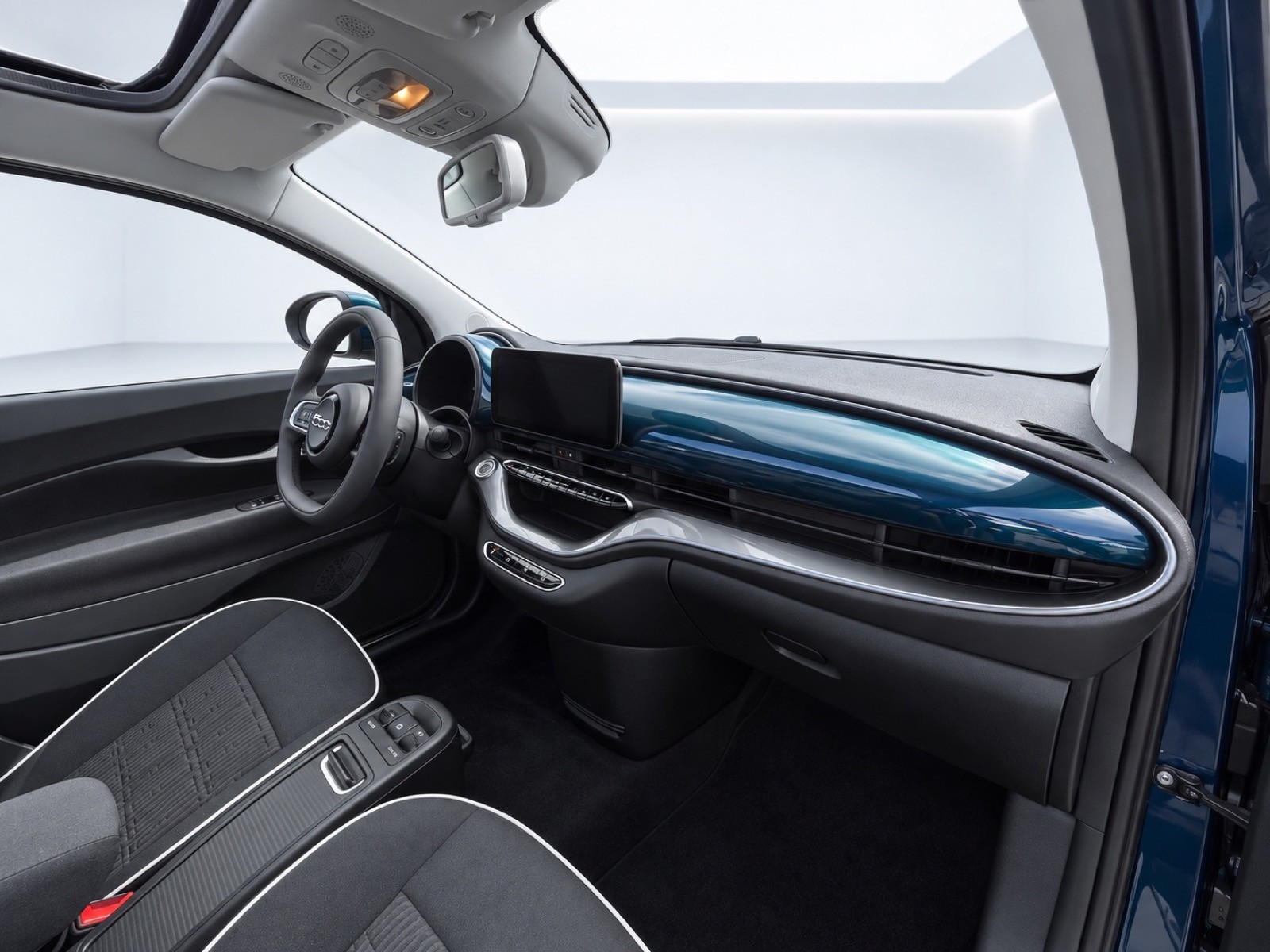 FIAT 500 C electric 87 kW Swiss Edition-image-8
