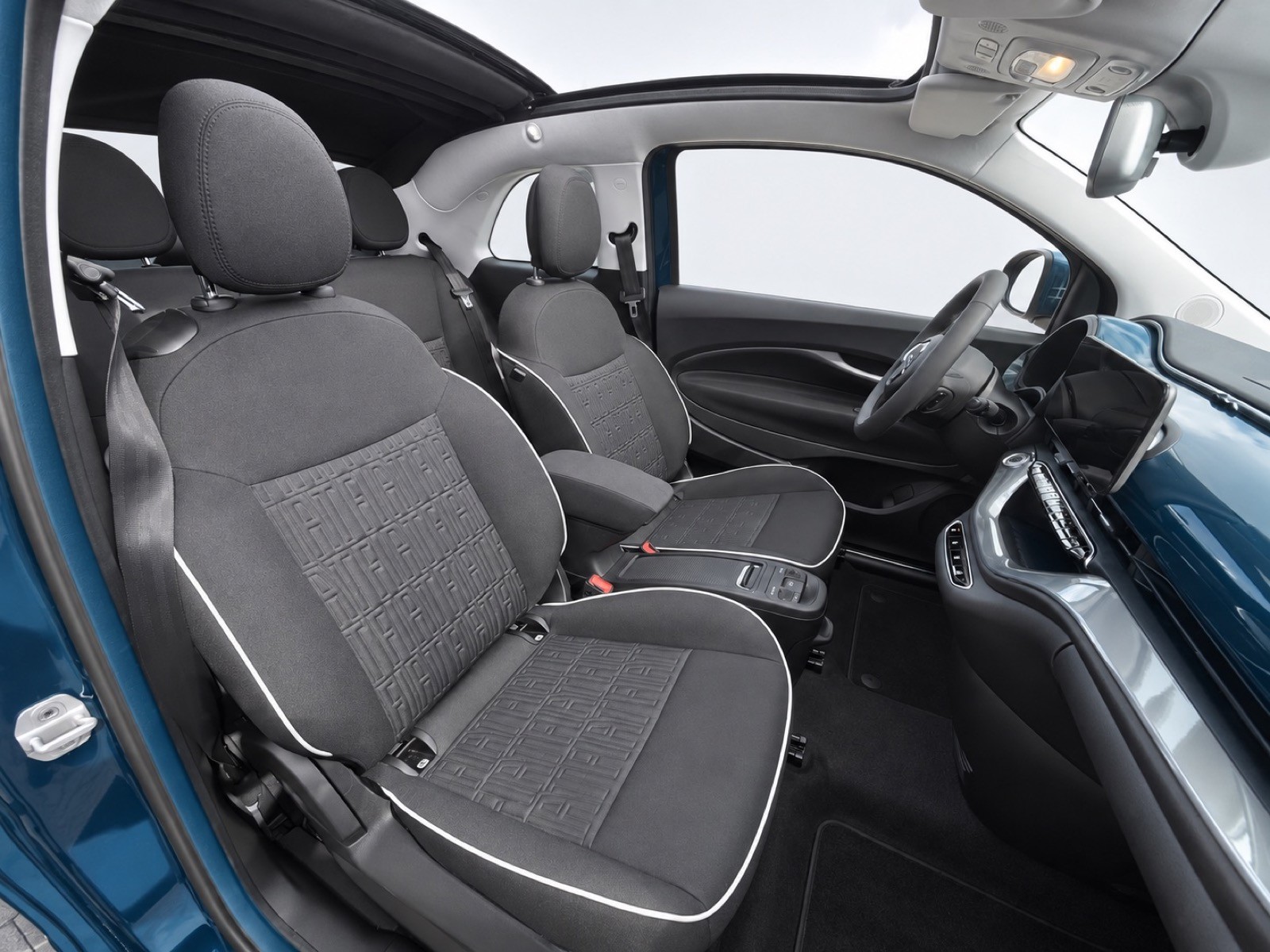 FIAT 500 C electric 87 kW Swiss Edition-image-9