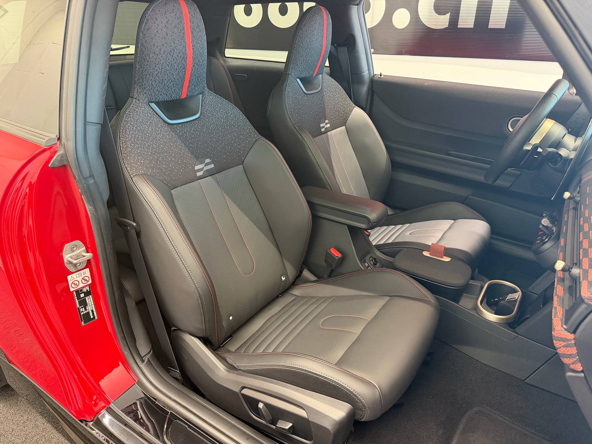 MINI Cooper S JCW DKG-image-25