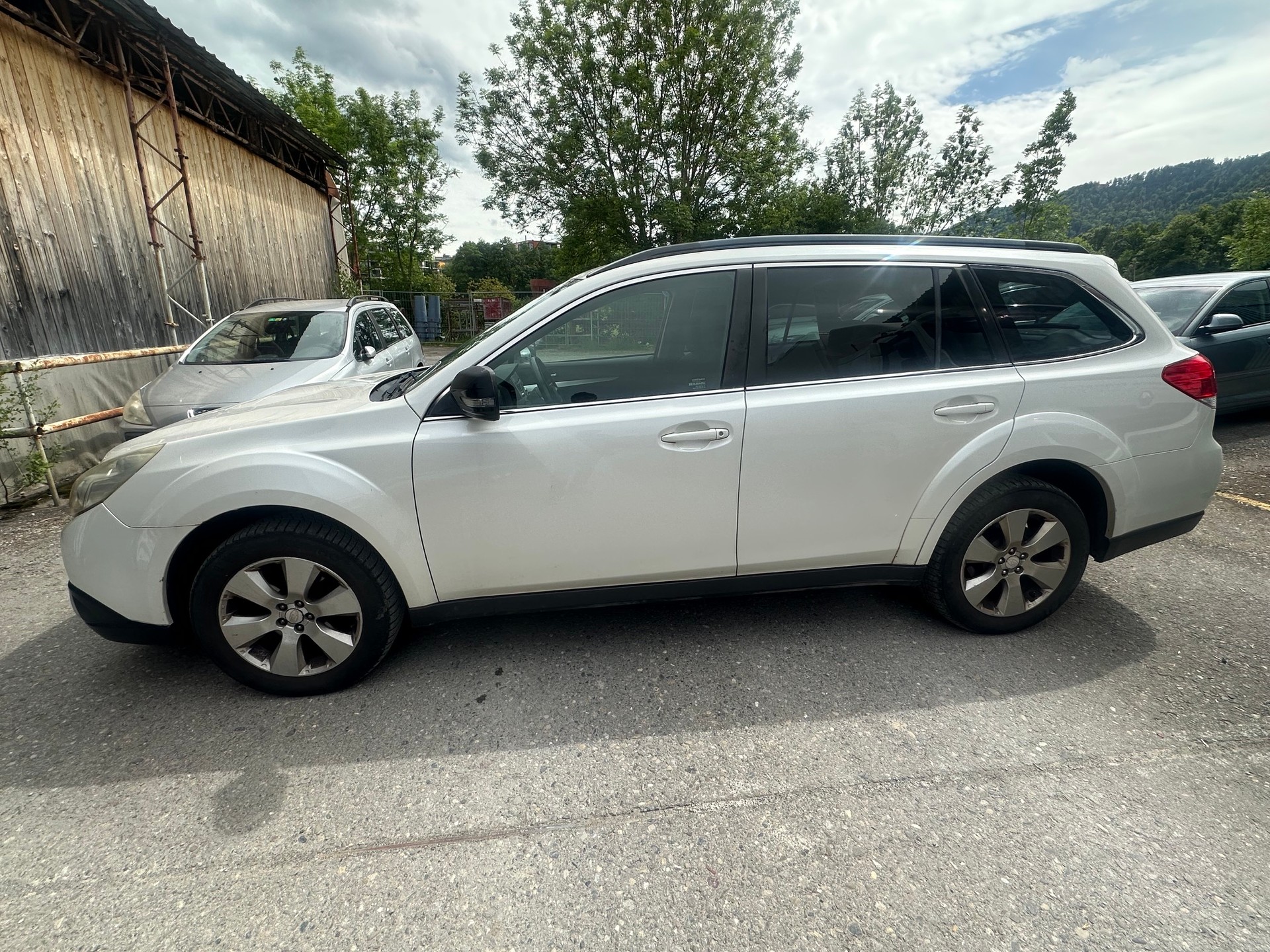 SUBARU Outback 2.0D Swiss AWD-showroom-element-2