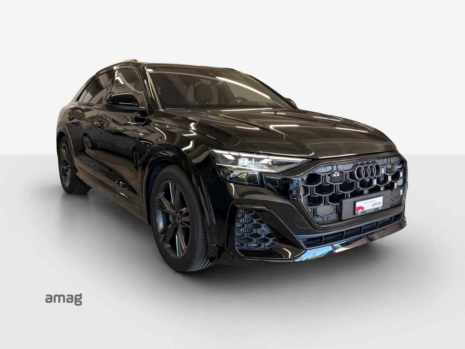 AUDI Q8 SUV TFSI e quattro 290 kW Attraction tiptronic-image-5