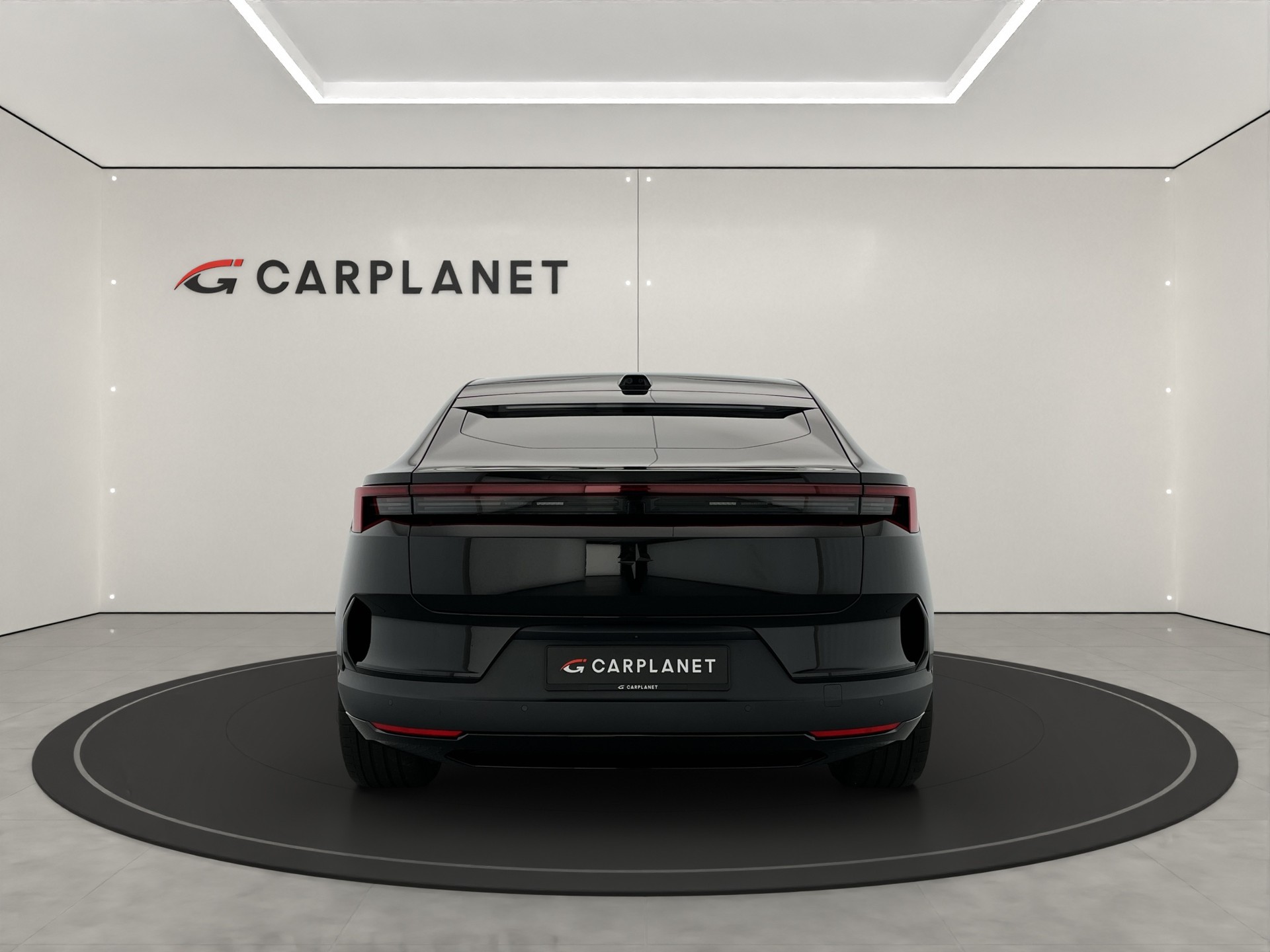 POLESTAR 4 Long Range Dual Motor Performance Prime-showroom-element-1