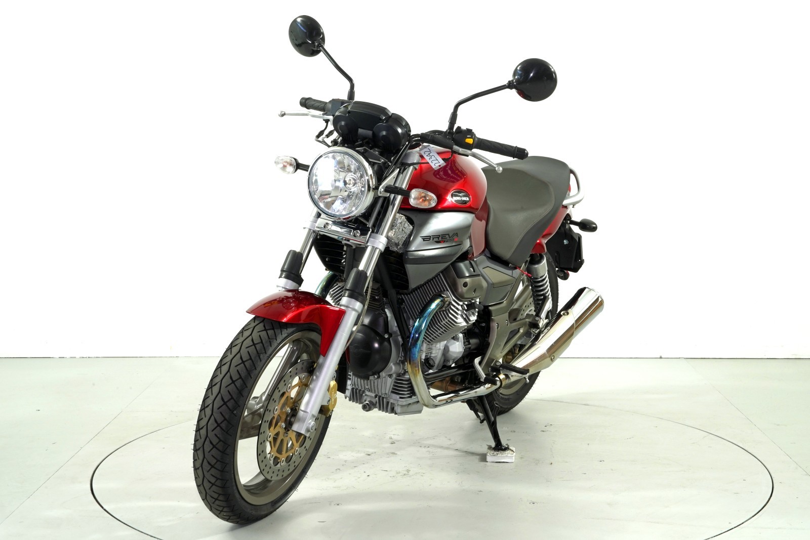 MOTO GUZZI Breva 750-image-2