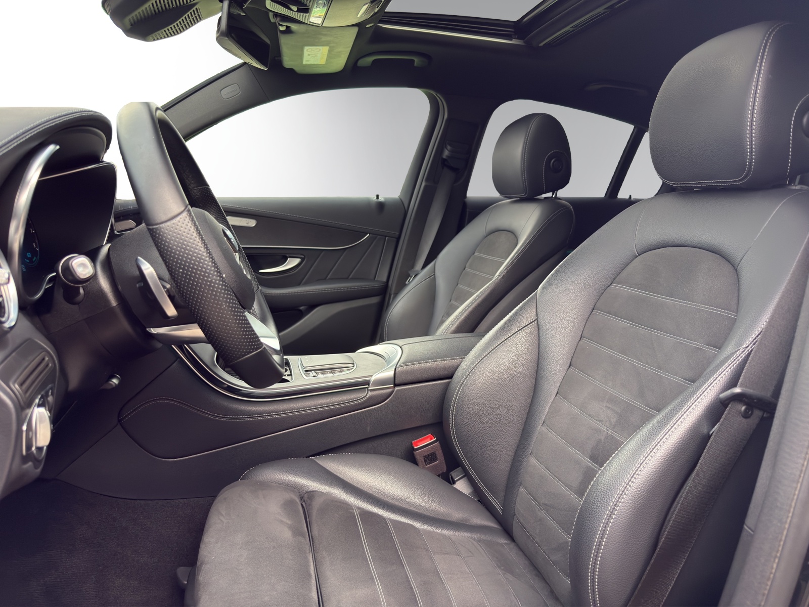 MERCEDES-BENZ GLC Coupe 200 AMG Line 4M-image-8