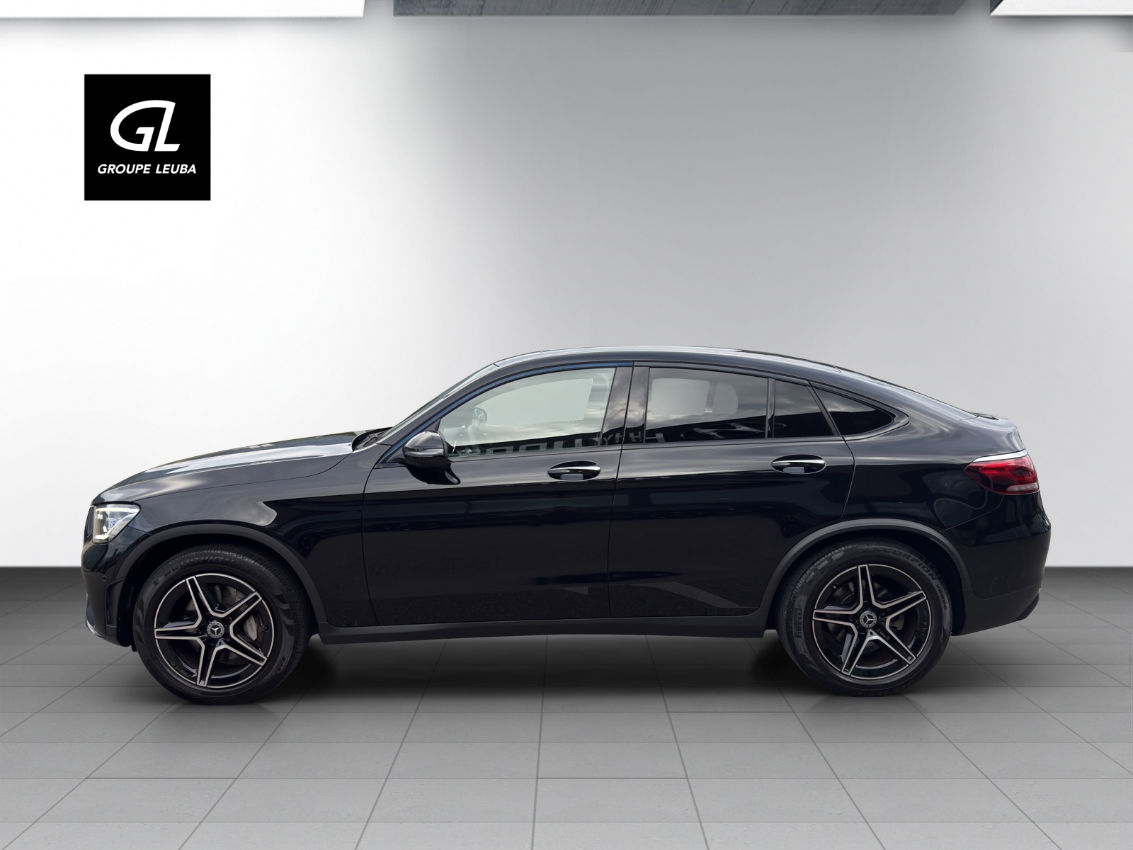 MERCEDES-BENZ GLC Coupe 200 AMG Line 4M-image-4