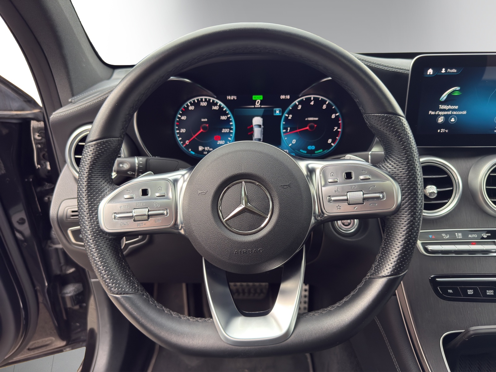MERCEDES-BENZ GLC Coupe 200 AMG Line 4M-image-12