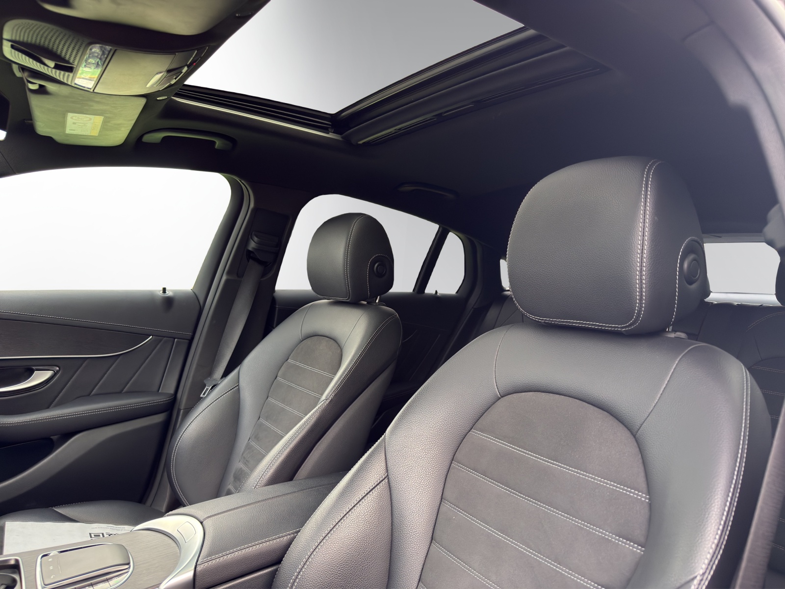 MERCEDES-BENZ GLC Coupe 200 AMG Line 4M-image-9