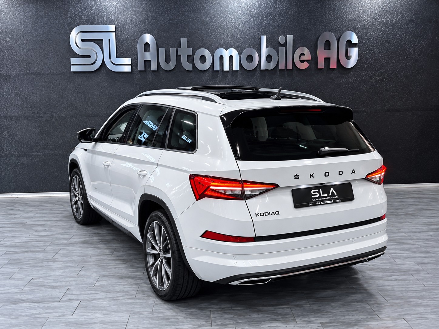 SKODA Kodiaq 2.0 TDI CR L&K 4x4 DSG / 7 Sitz / Vollausstattung / Leasing ab 299.--showroom-element-1