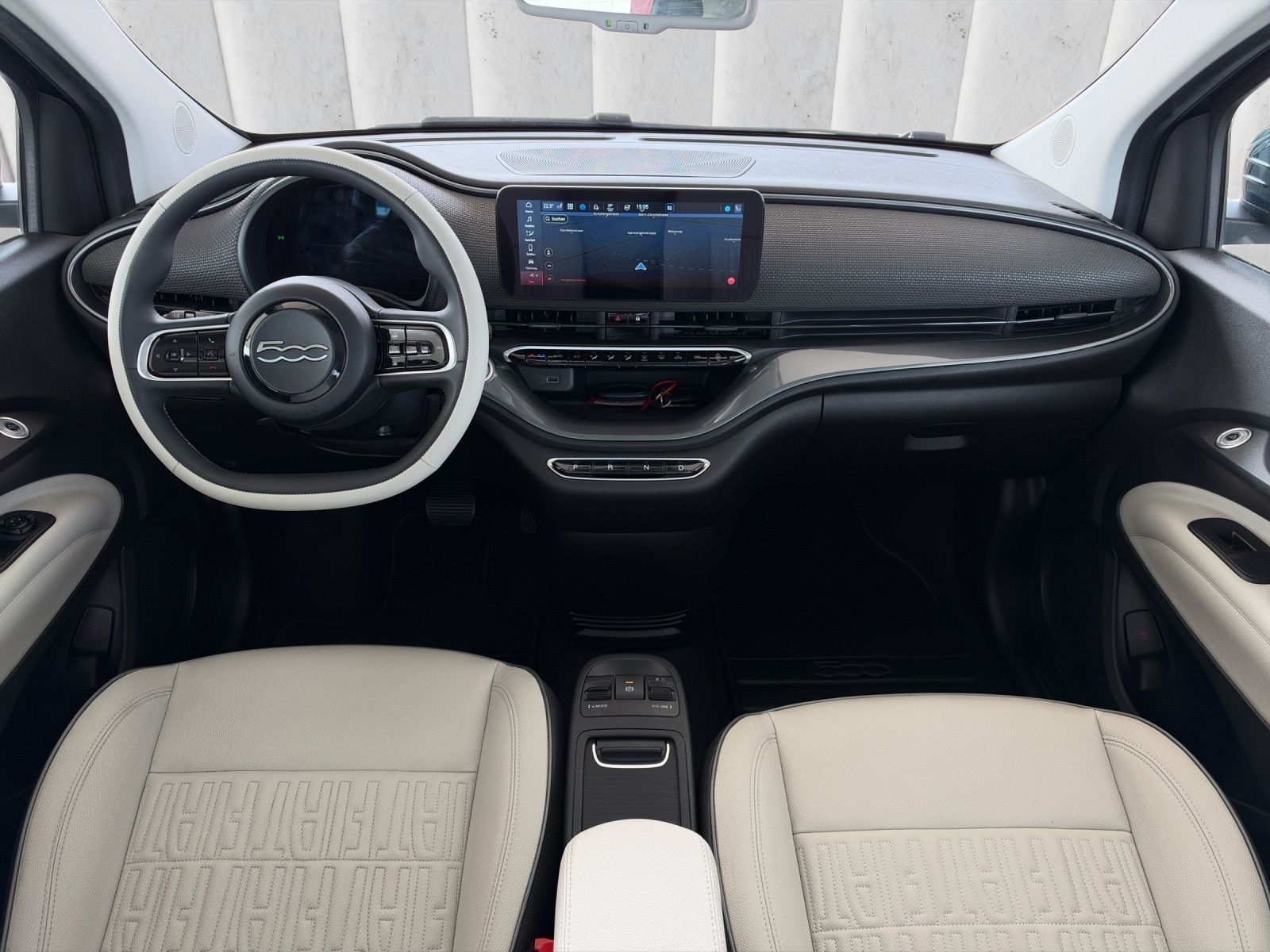 FIAT 500 electric 87 kW La Prima-image-11