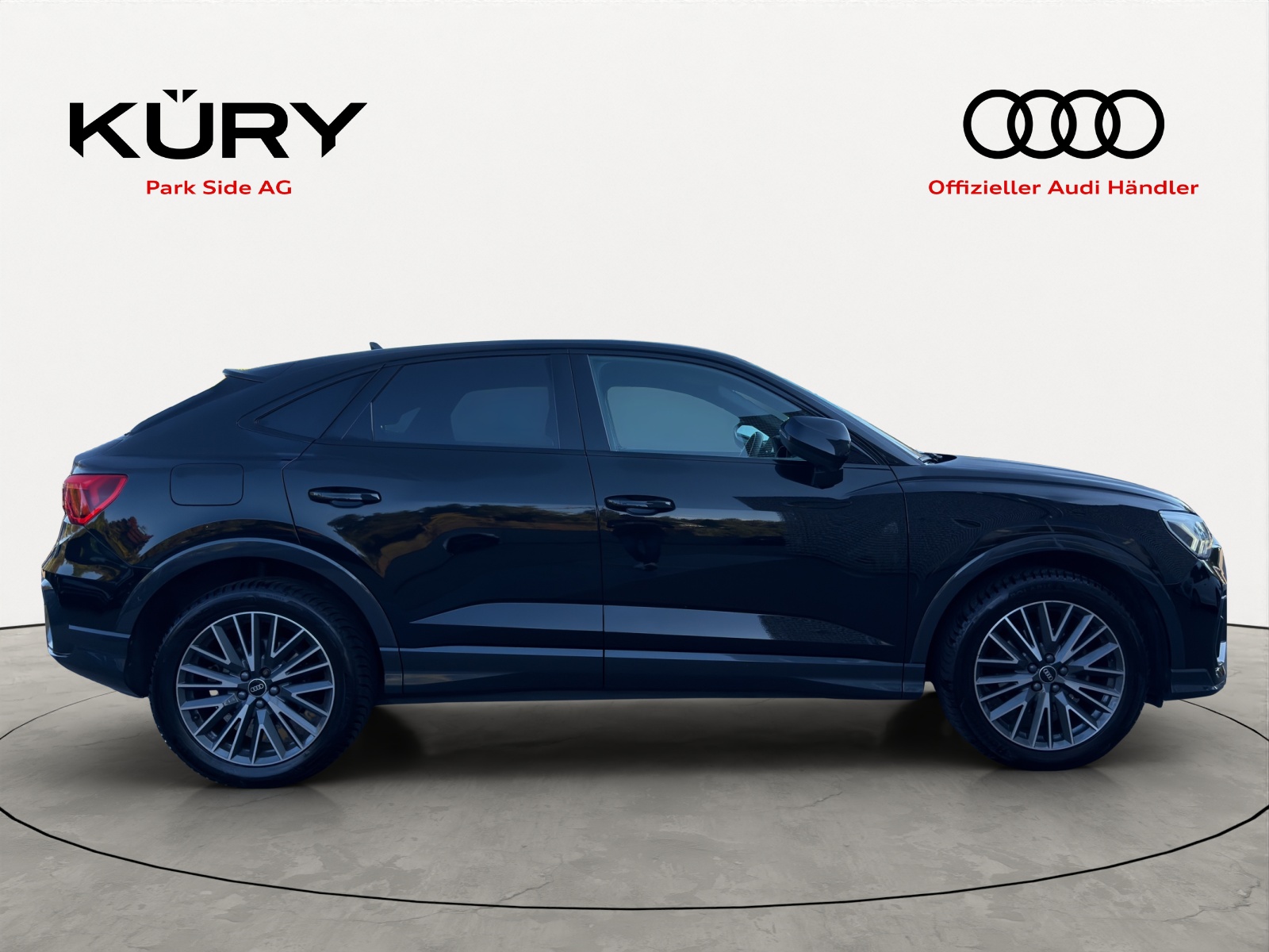 AUDI Q3 Sportback 35 TFSI Attraction 150PS-showroom-element-2