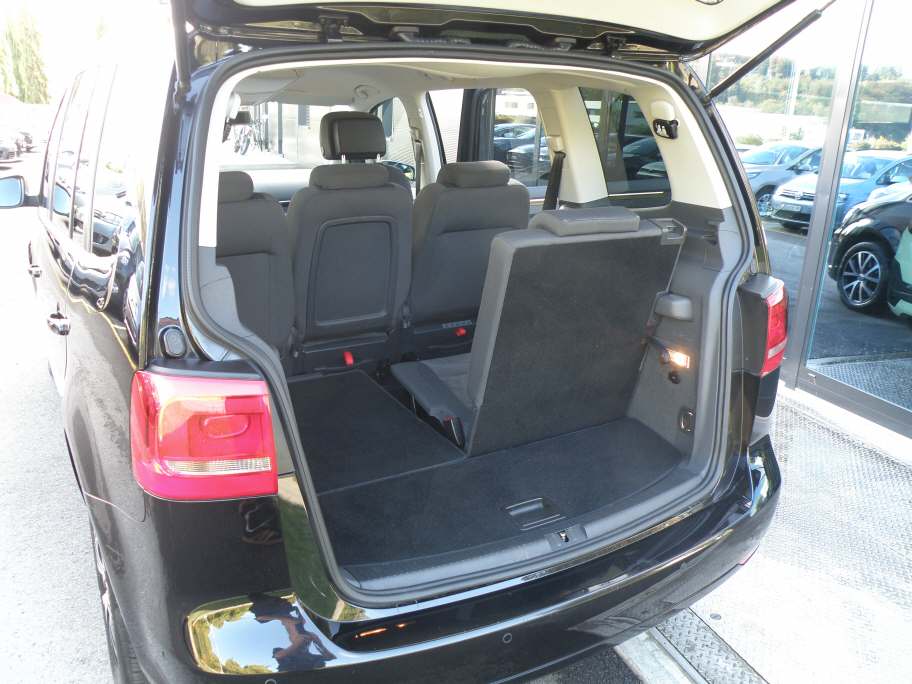 VW Touran 1.4 TSI 140 Highline-image-5