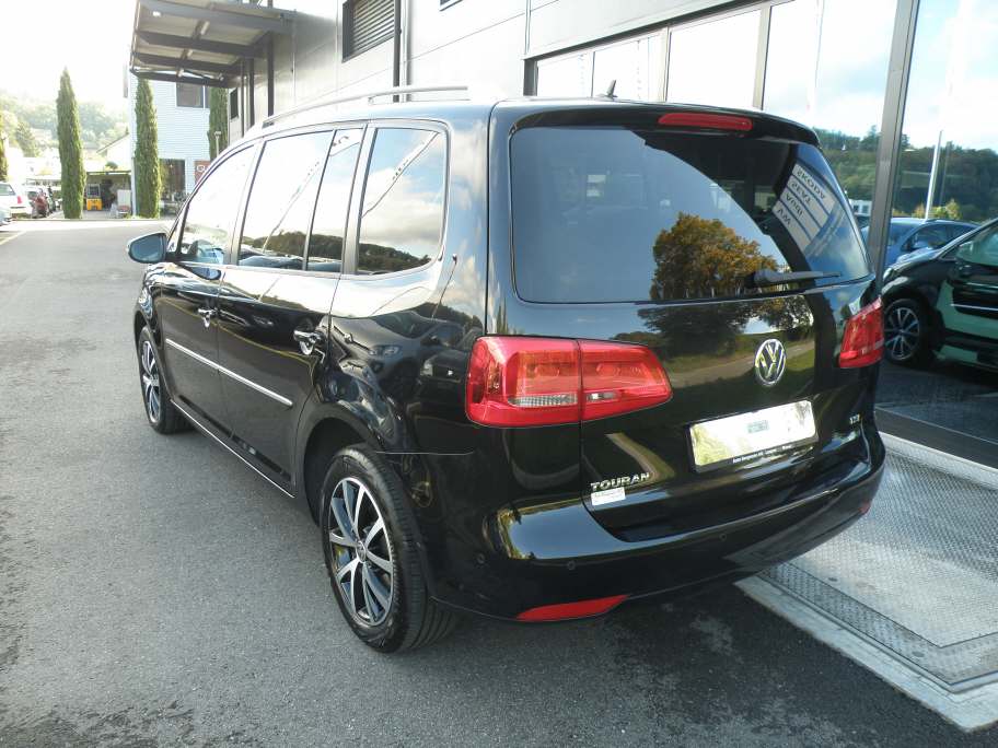 VW Touran 1.4 TSI 140 Highline-showroom-element-2