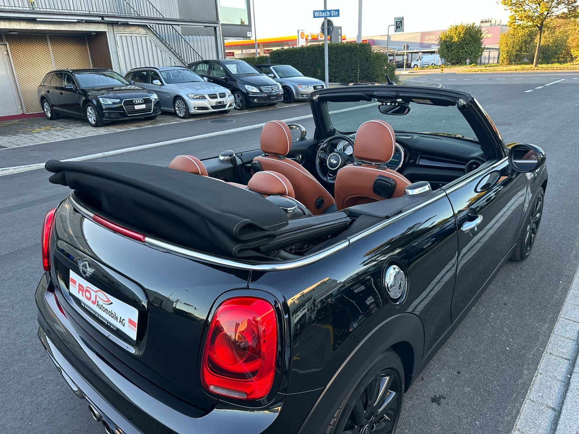 MINI Cooper S Cabriolet Steptronic-image-13