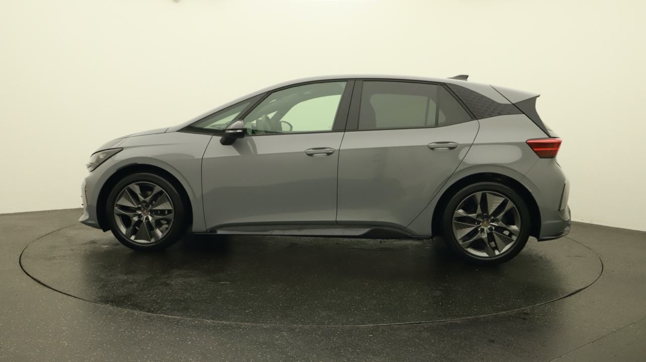 CUPRA Born 58 kWh-showroom-element-1