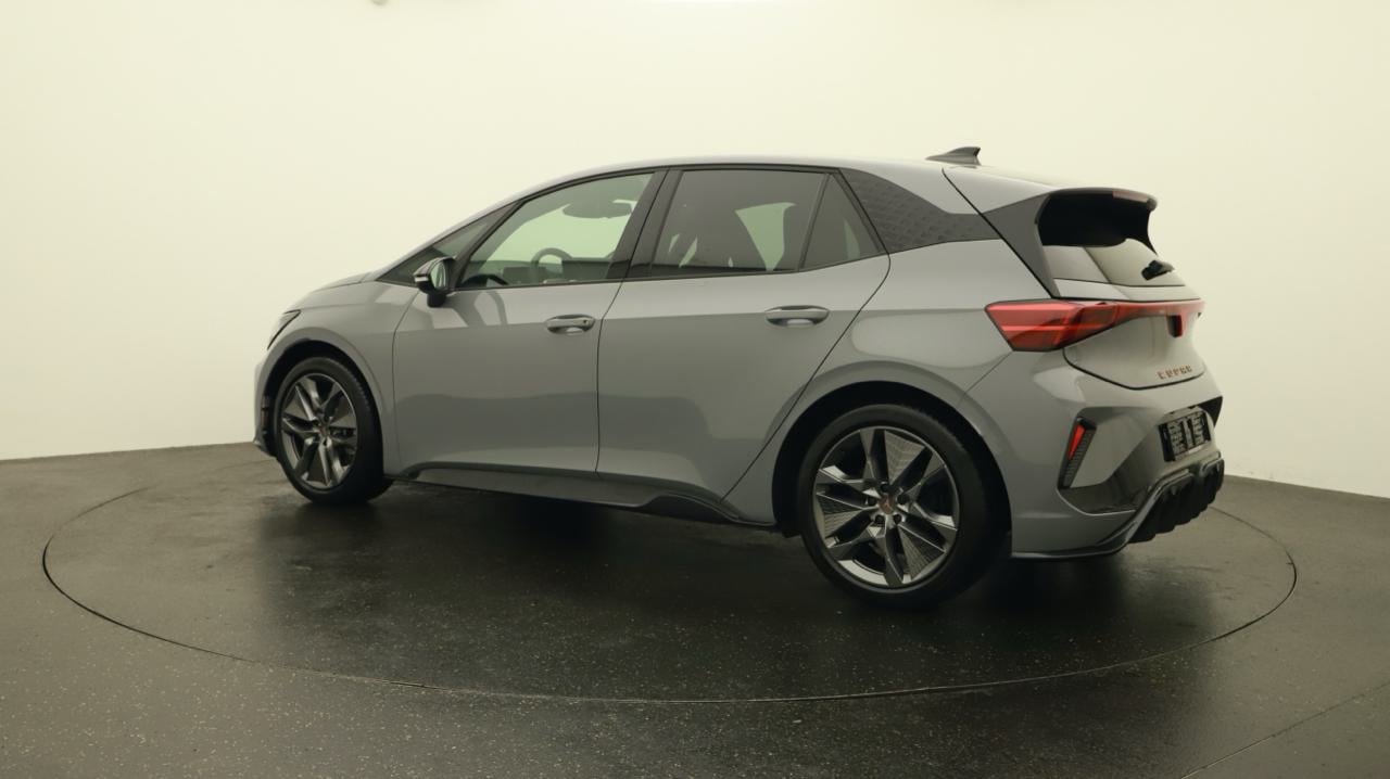 CUPRA Born 58 kWh-showroom-element-2