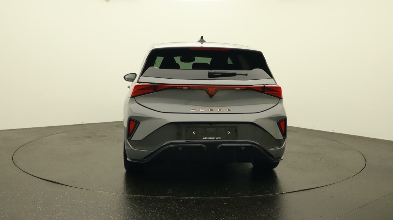 CUPRA Born 58 kWh-showroom-element-3