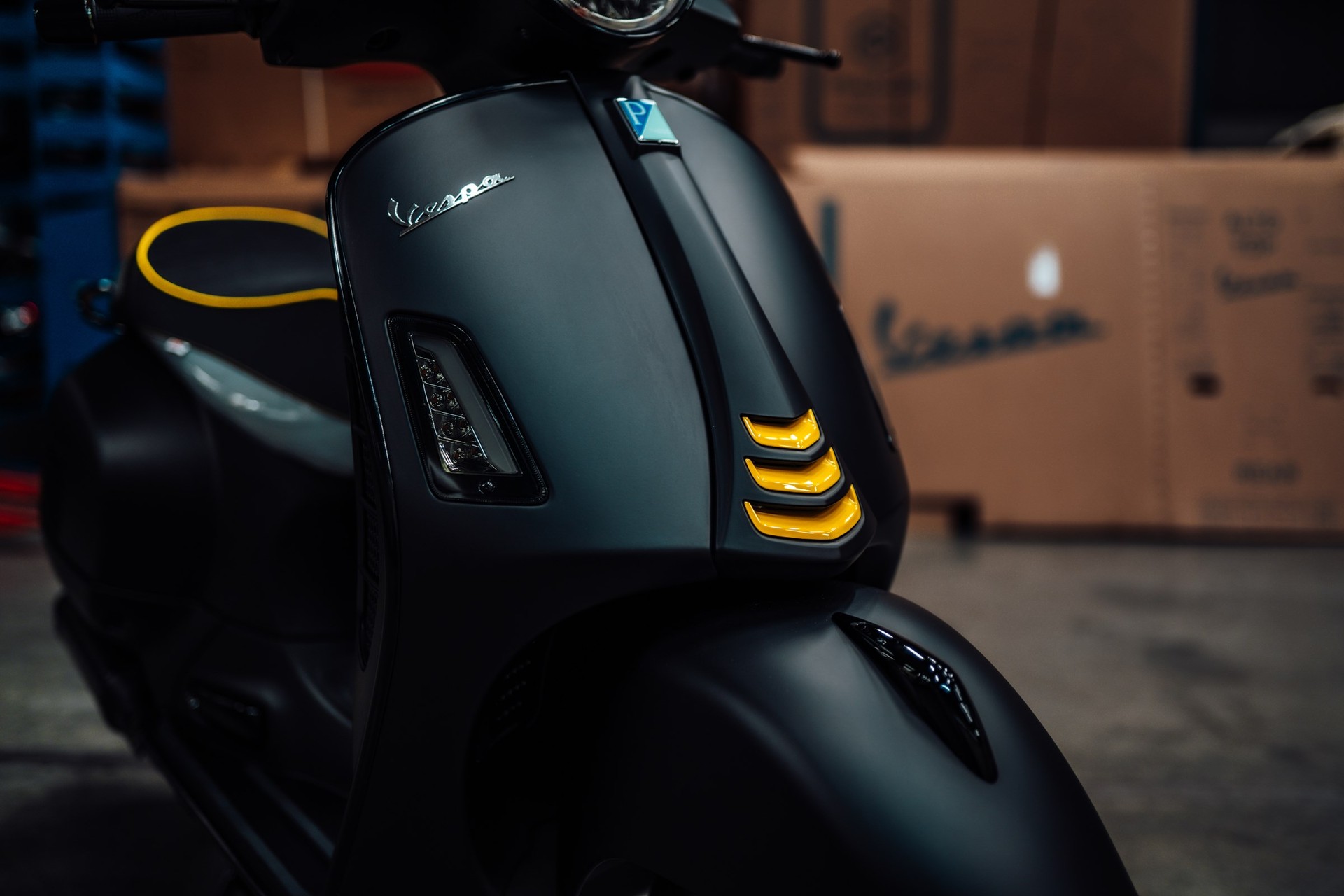 PIAGGIO Vespa GTS 300 HPE Super Tech ABS/ASR-image-6