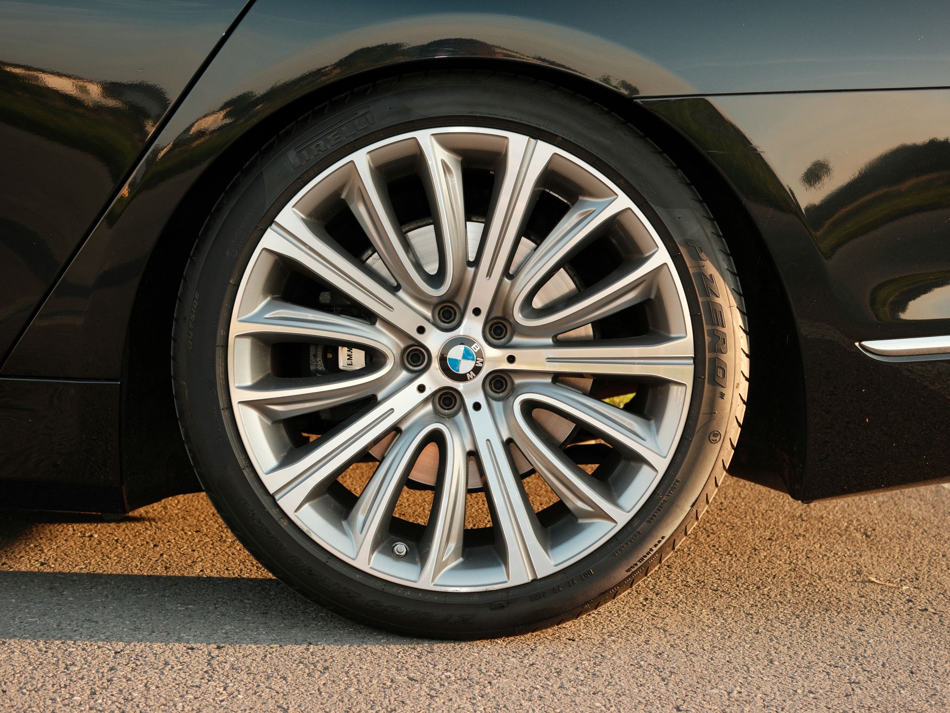 BMW 730Ld xDrive Steptronic Langversion-image-6
