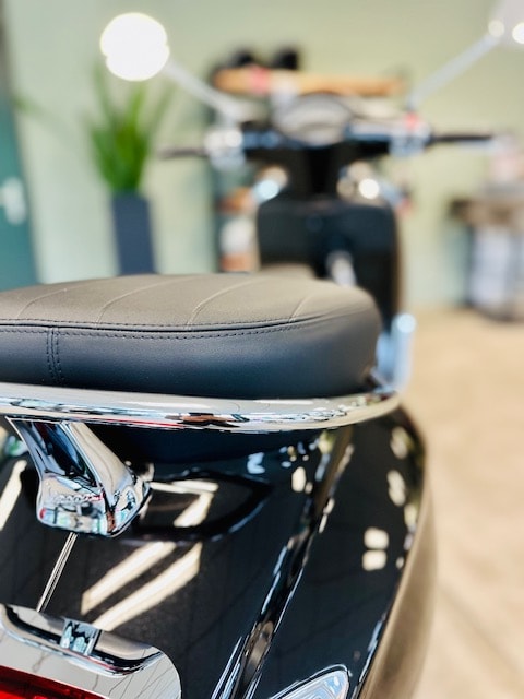 PIAGGIO Vespa 125 Primavera-image-4