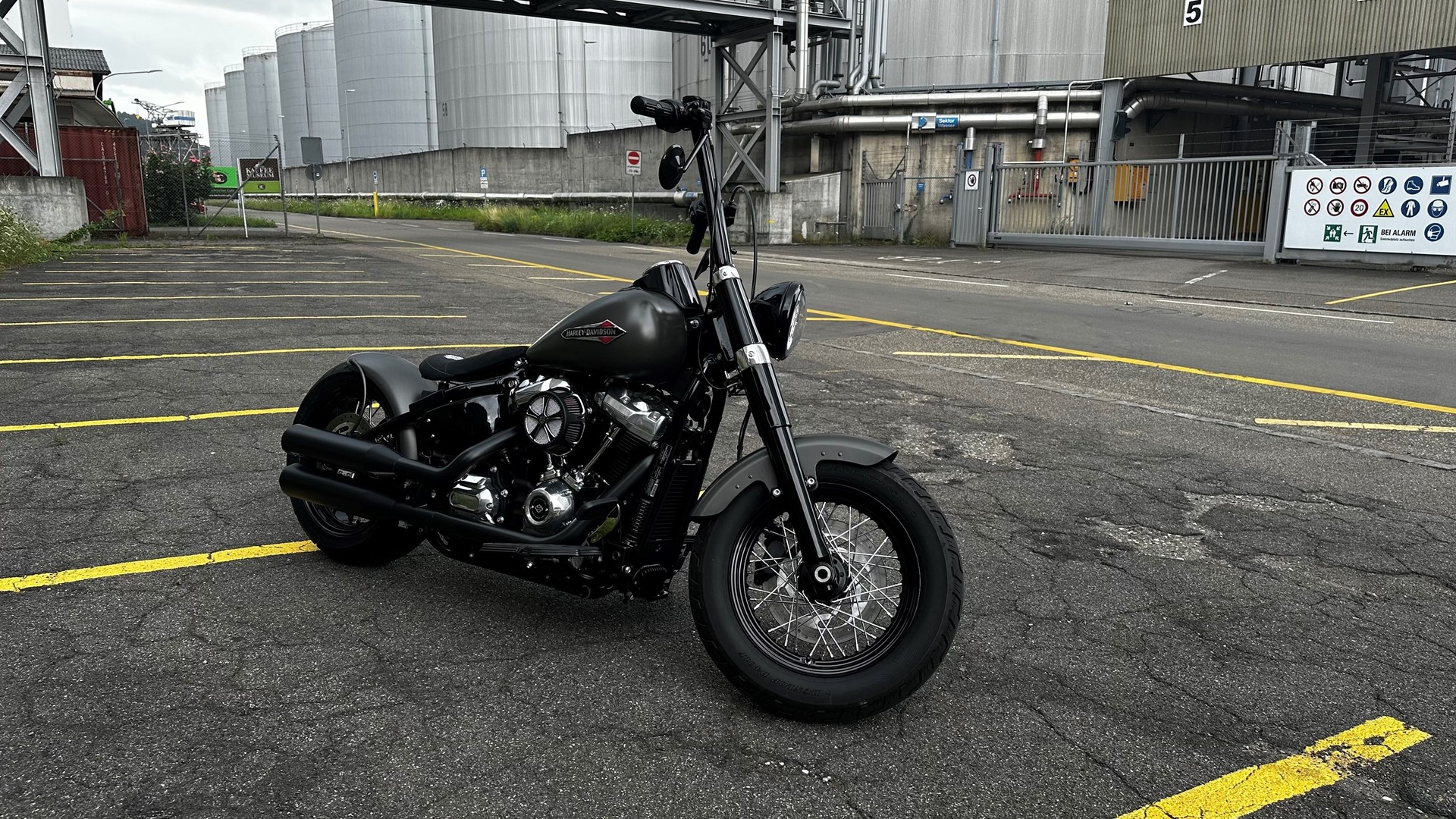 HARLEY-DAVIDSON FLSL Softail Slim 107-image-0