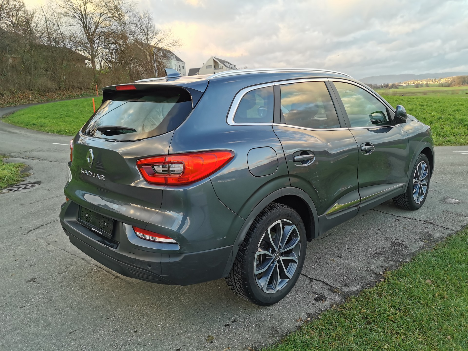 RENAULT Kadjar 1.3 16V Turbo Business EDC-image-3