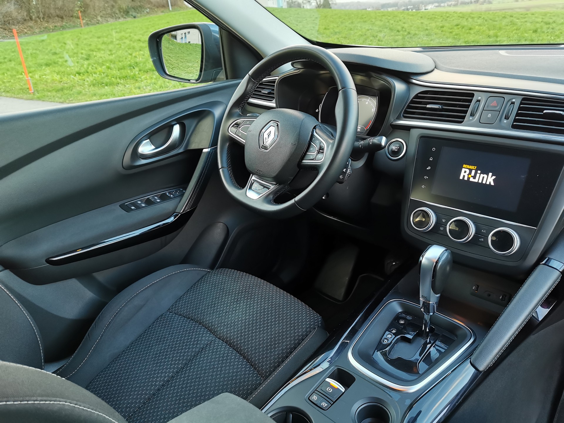 RENAULT Kadjar 1.3 16V Turbo Business EDC-image-6