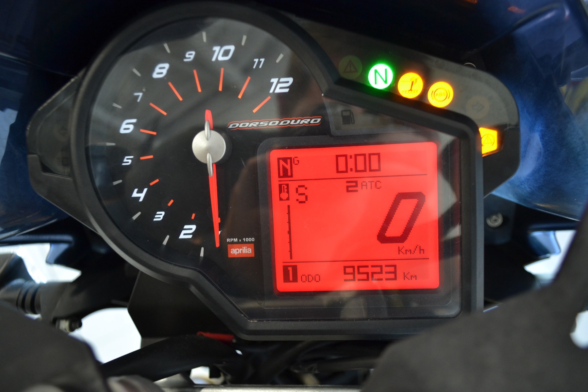 APRILIA Dorsoduro 1200 ABS/TC-image-4