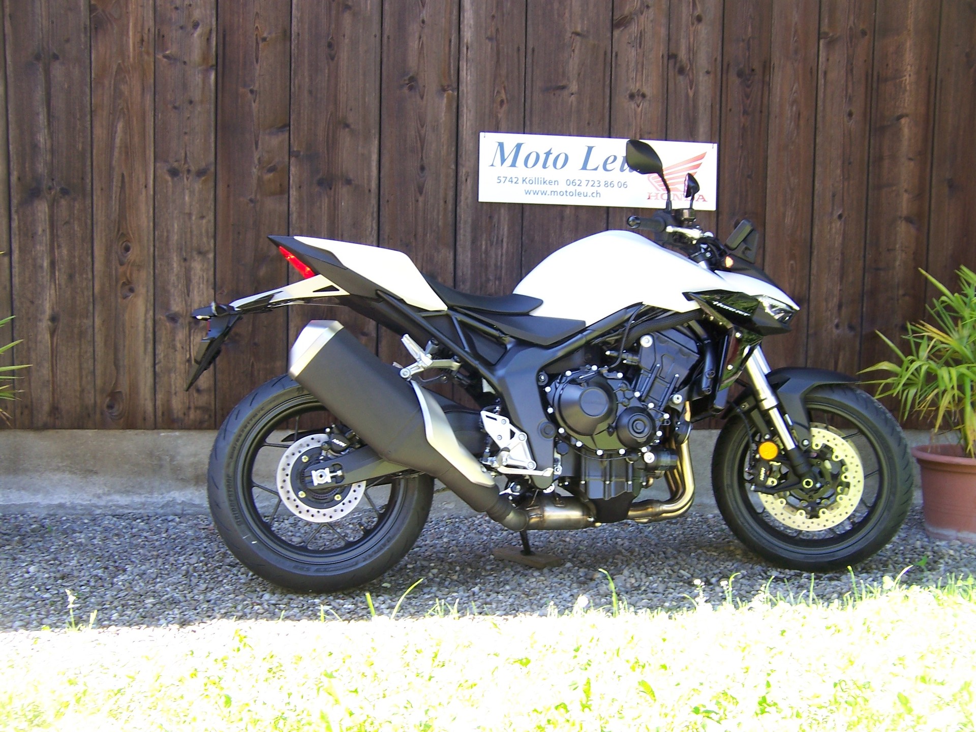 HONDA CB 1000 Hornet-image-10
