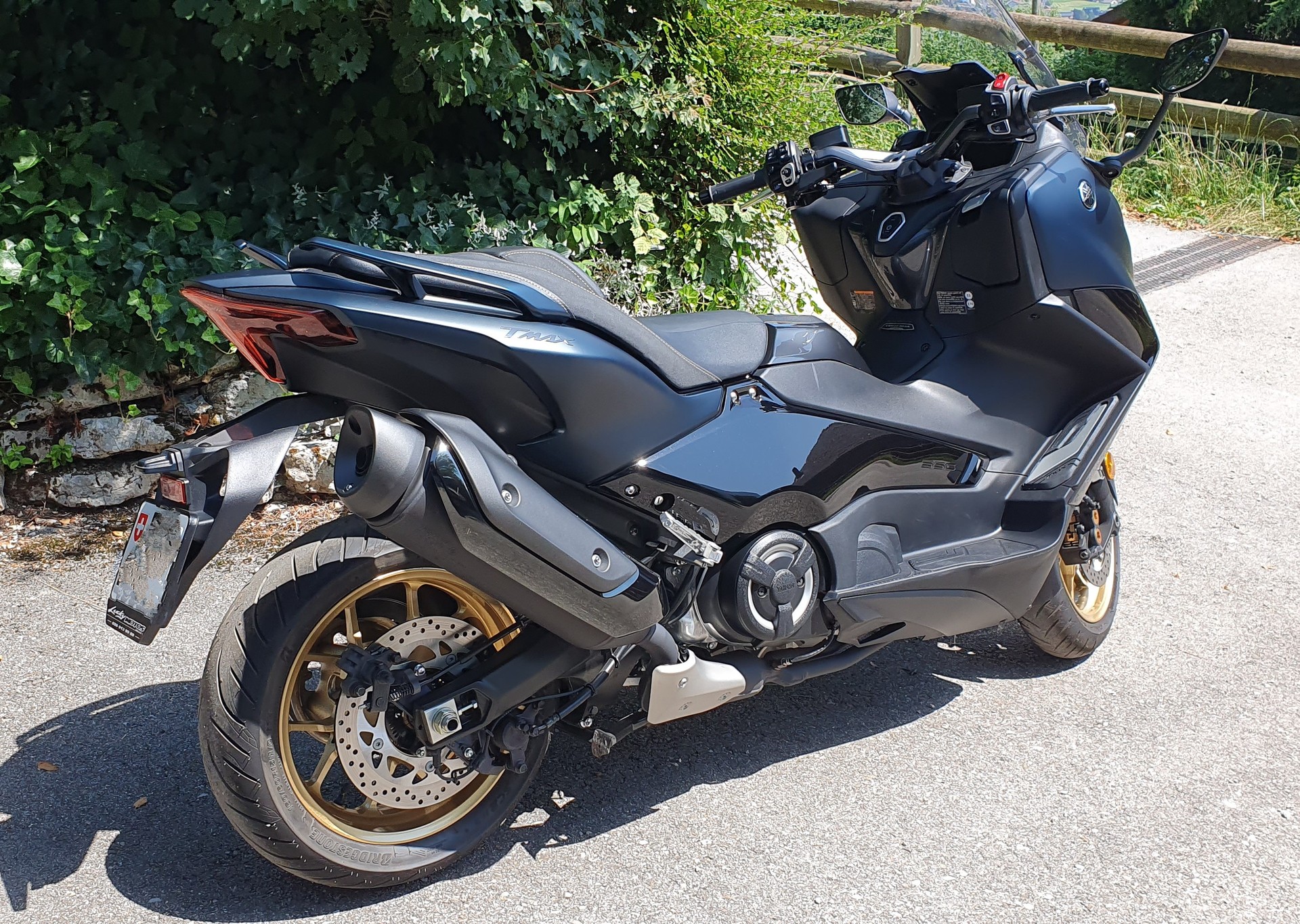 YAMAHA T-MAX Tech-Max XP 560-image-1