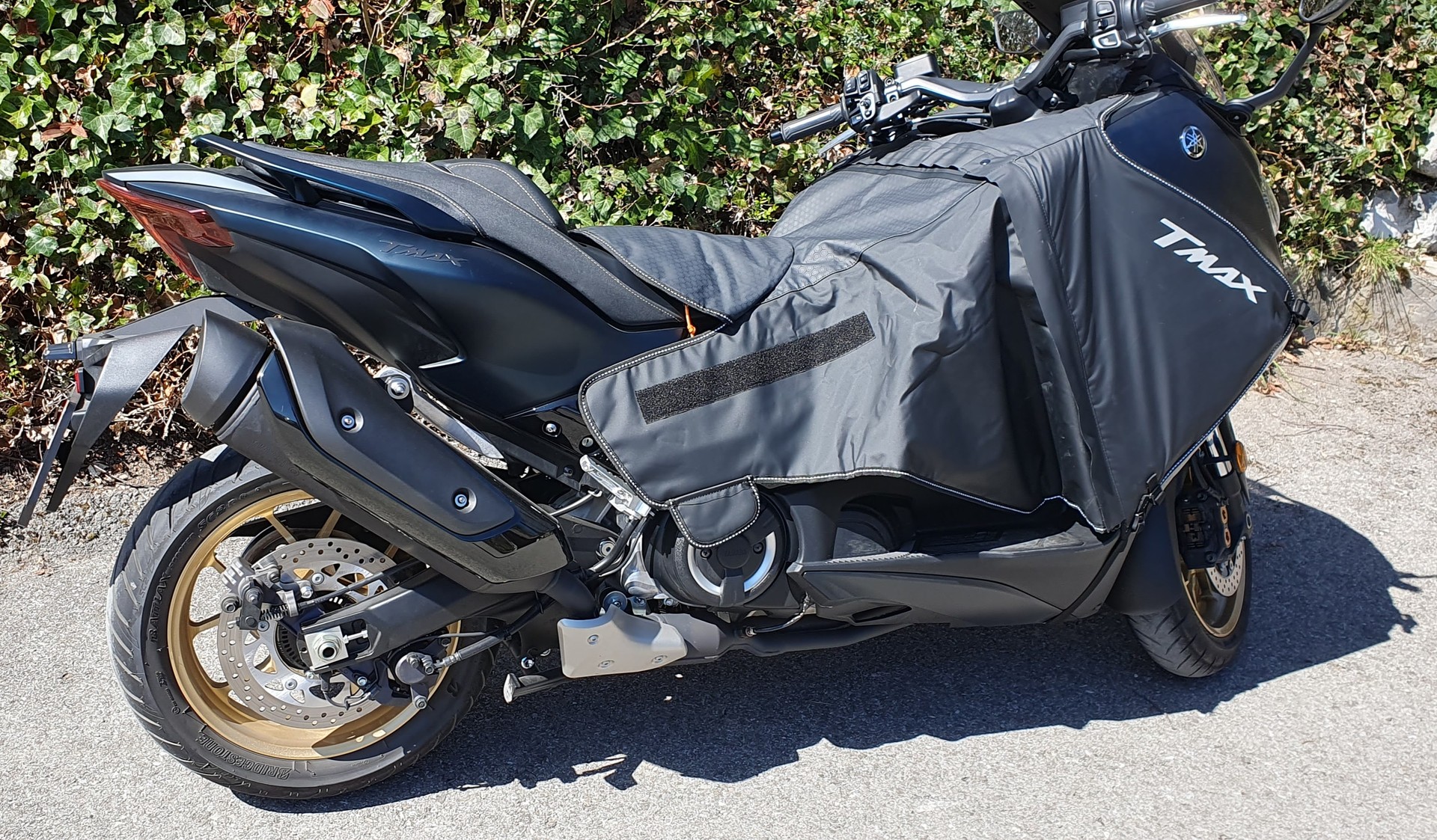 YAMAHA T-MAX Tech-Max XP 560-image-8