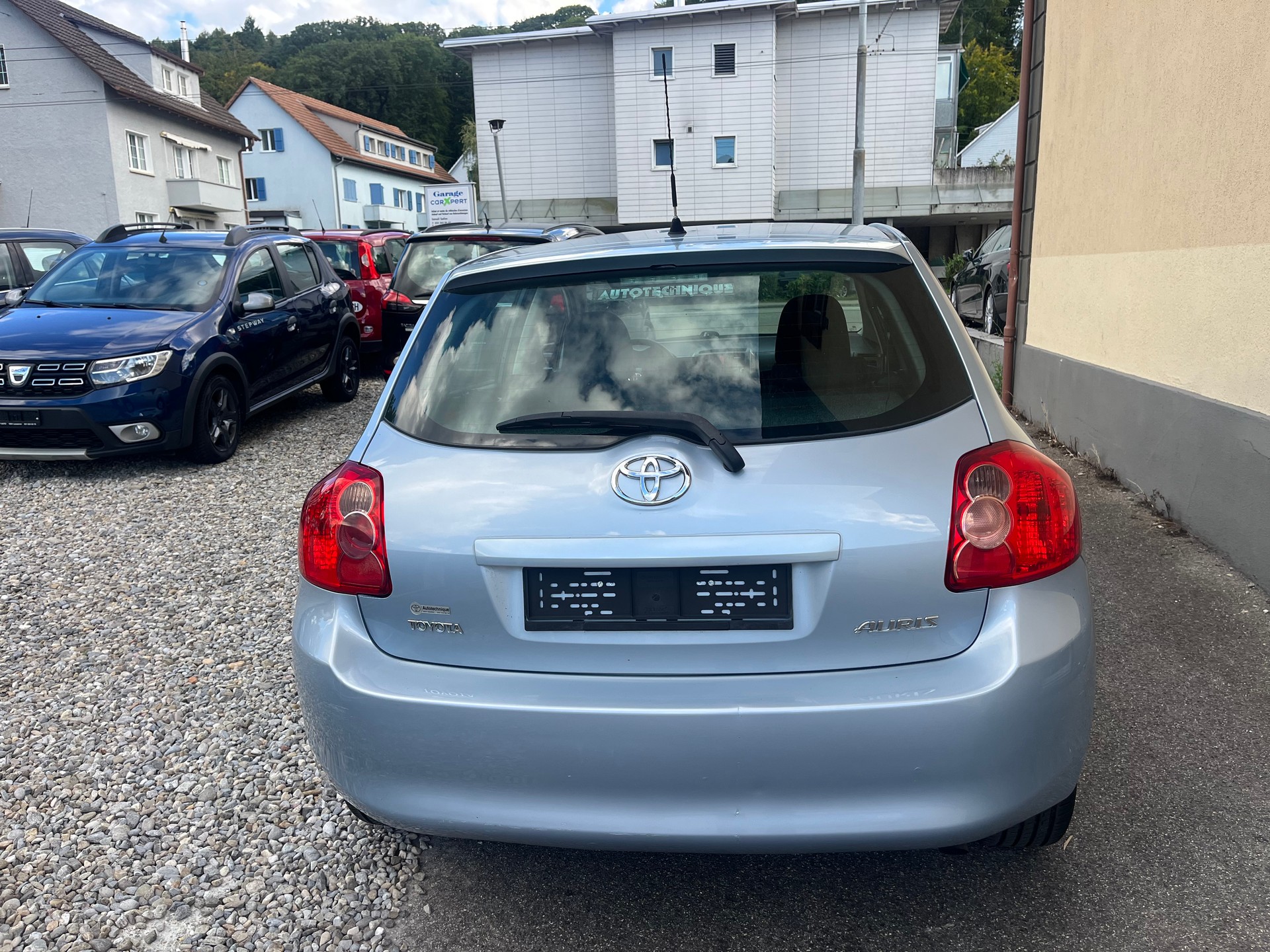 TOYOTA Auris 1.33 Linea Luna-image-3