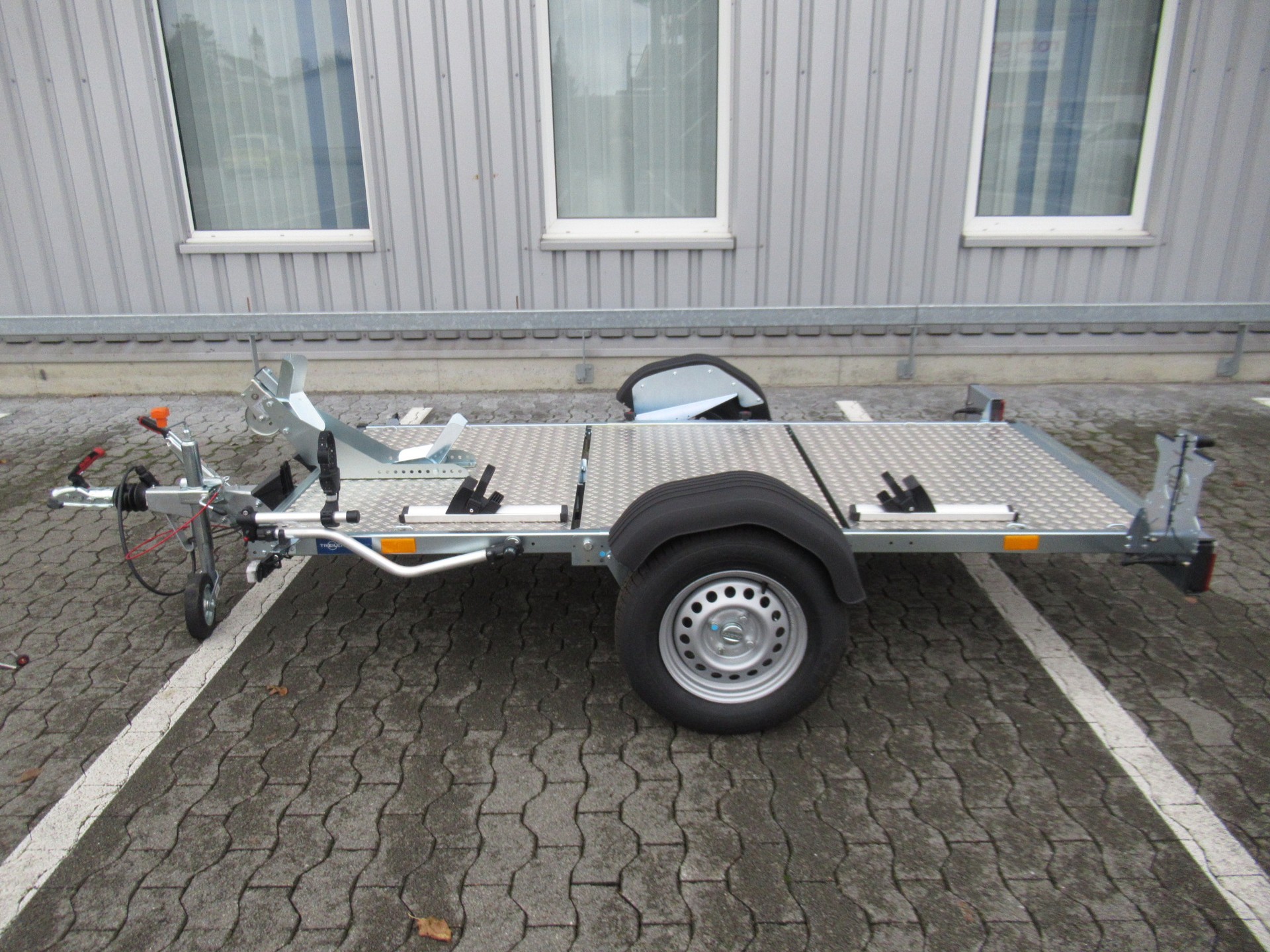TREILER 750-image-2