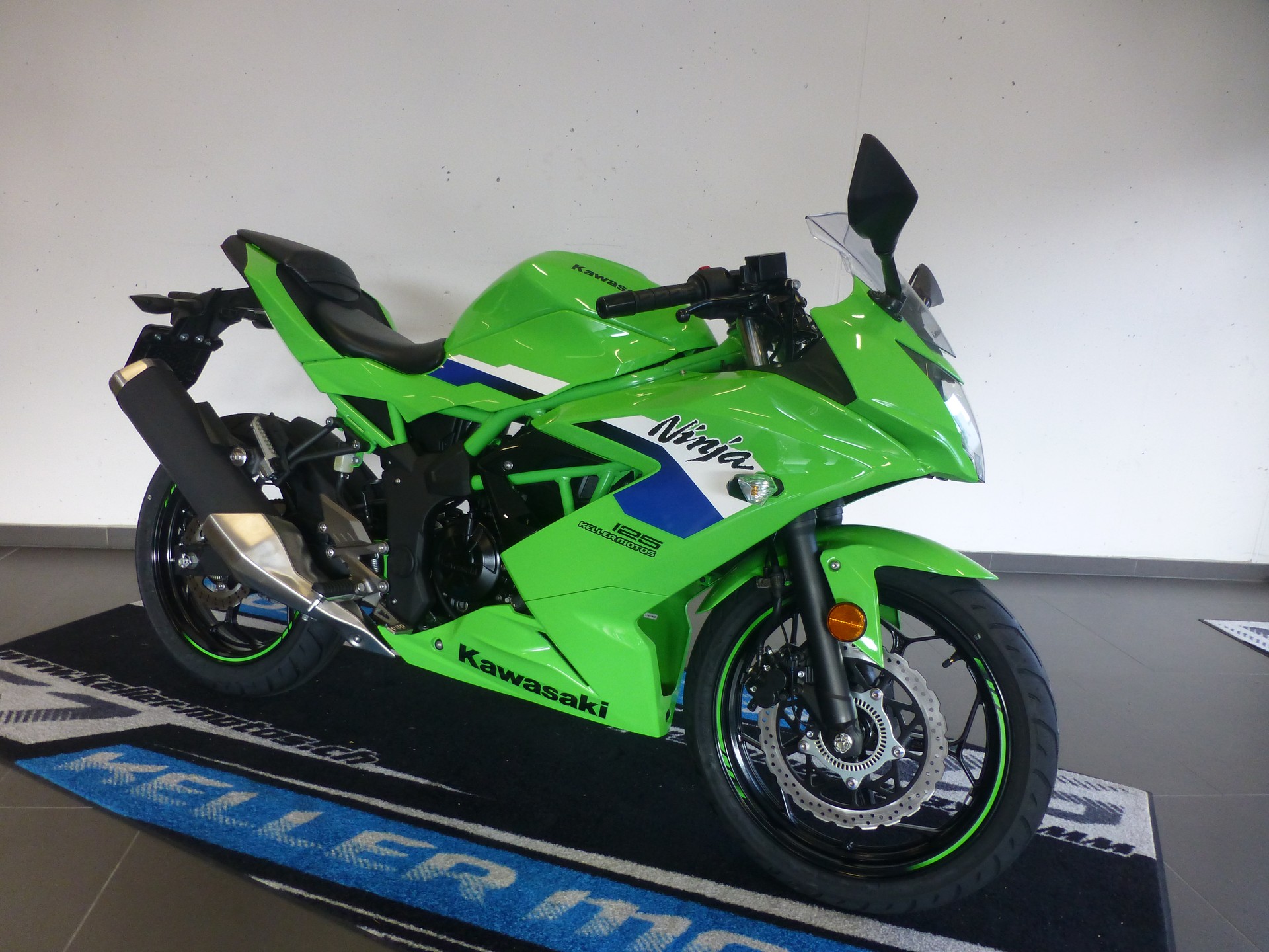 KAWASAKI Ninja 125 MY 2026-image-2