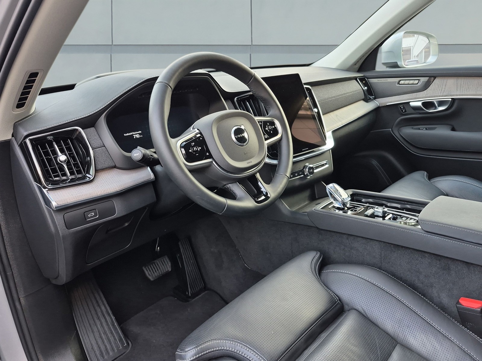 VOLVO XC90 2.0 B5 MH Plus Bright 7 P. AWD-image-10