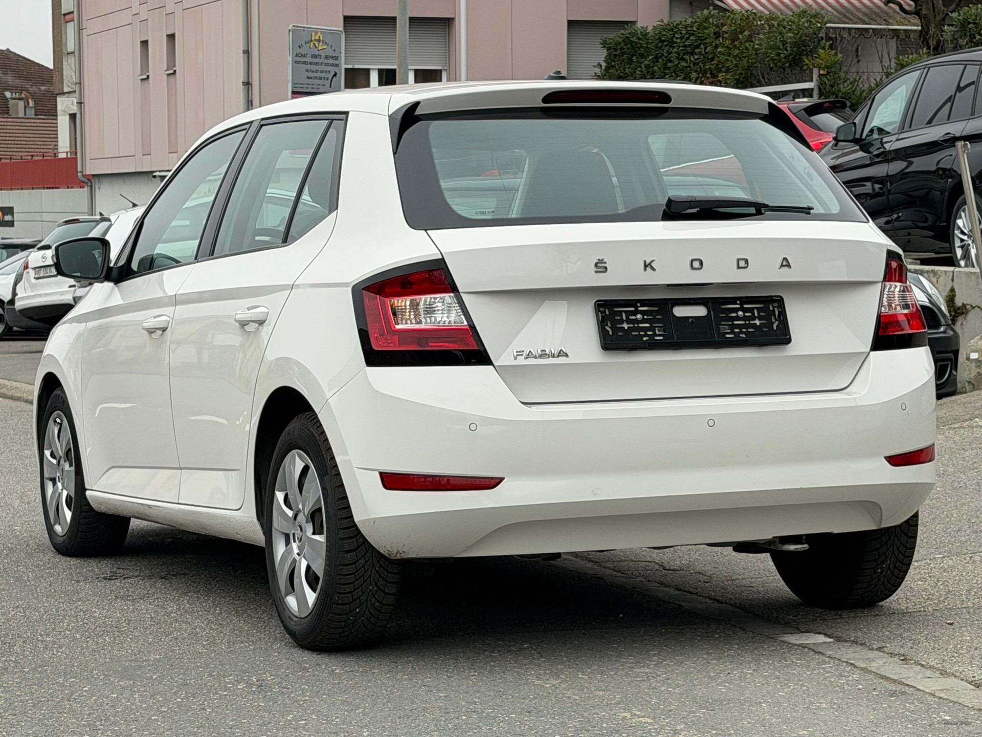 SKODA Fabia 1.0 TSI Ambition DSG-image-5