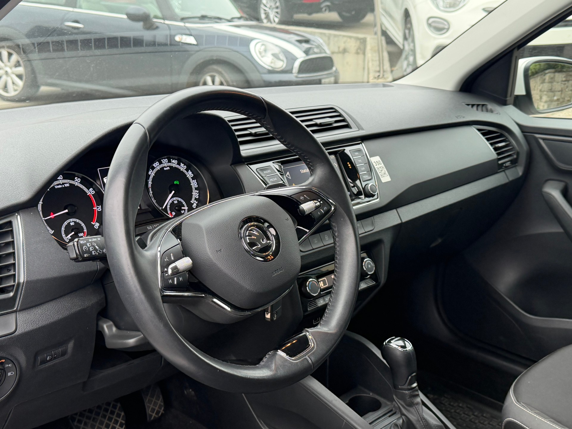 SKODA Fabia 1.0 TSI Ambition DSG-image-10