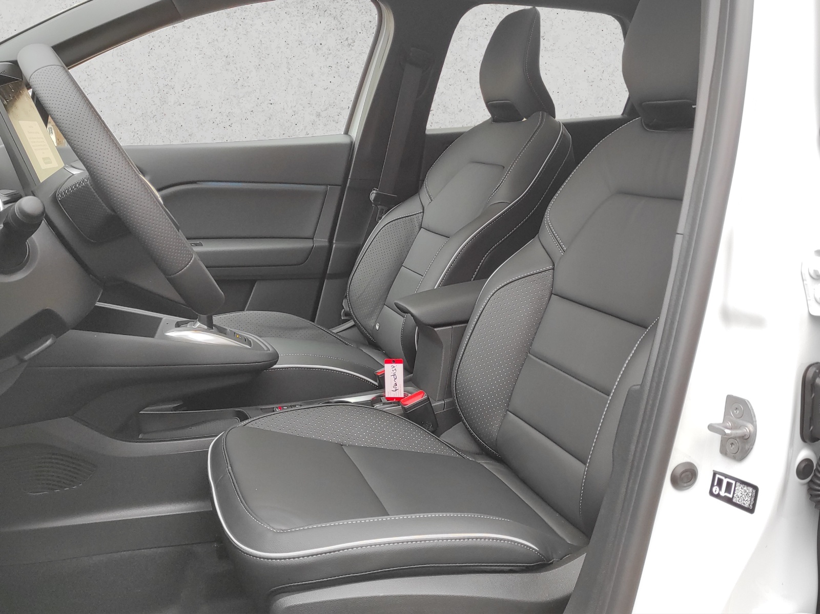 MITSUBISHI Grandis 1.8 HEV Instyle-image-8