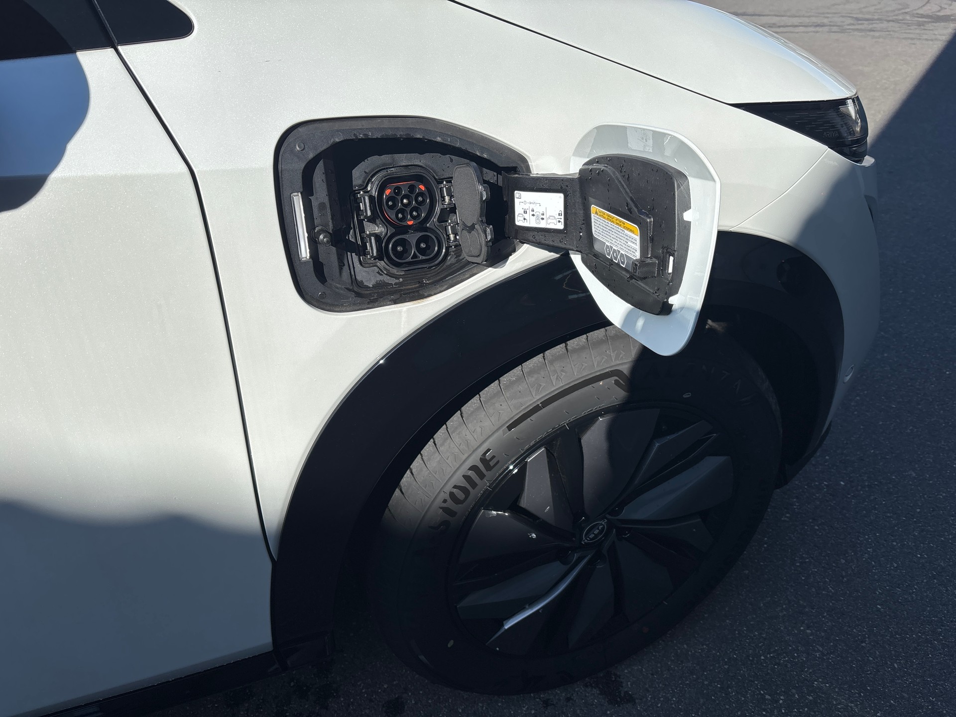 NISSAN Ariya 87 kWh Evolve-image-18