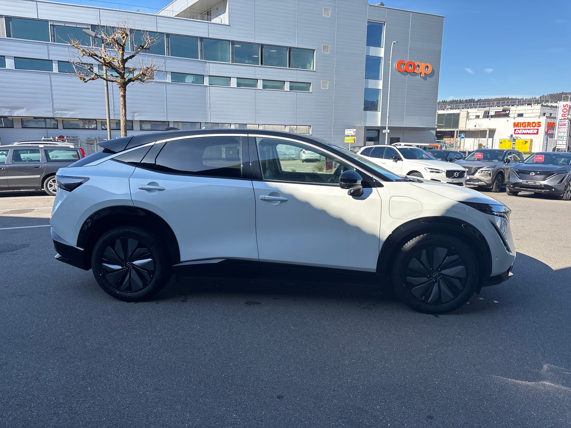 NISSAN Ariya 87 kWh Evolve-image-4