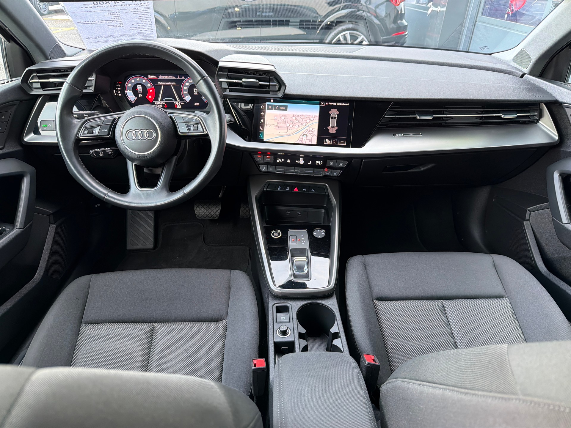 AUDI A3 Sportback 30 TFSI S line S-tronic-image-9