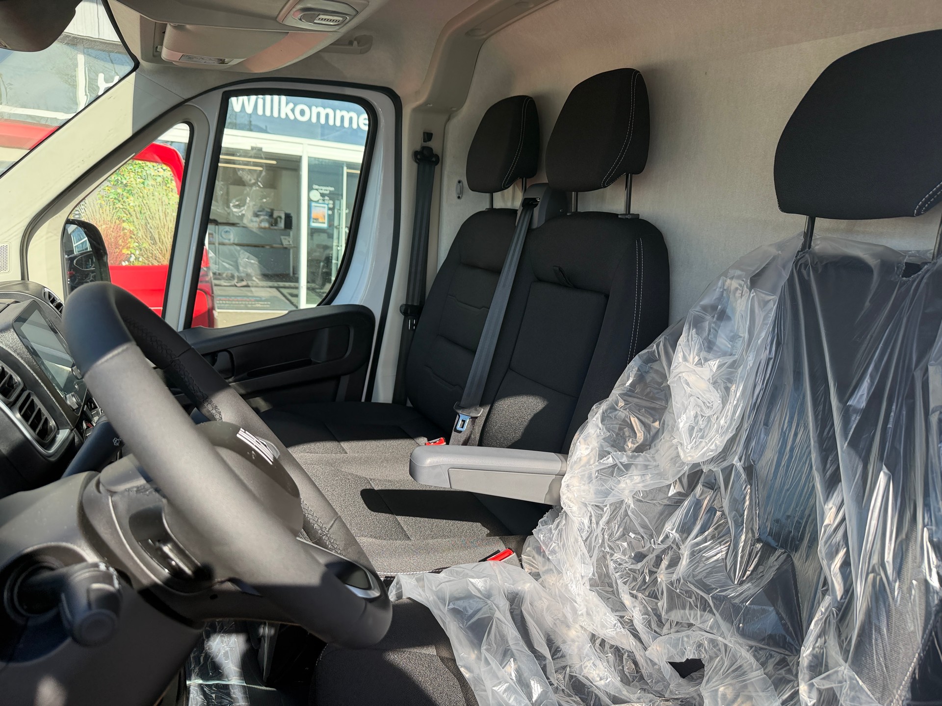 FIAT Ducato Maxi 35 L3H2 HEAVY 180 PS 270°, Holzboden, AHK3T,verst.Feder Kamera Finanzierung OHNE Zins möglich!! Alle Grössen verfügb-image-10