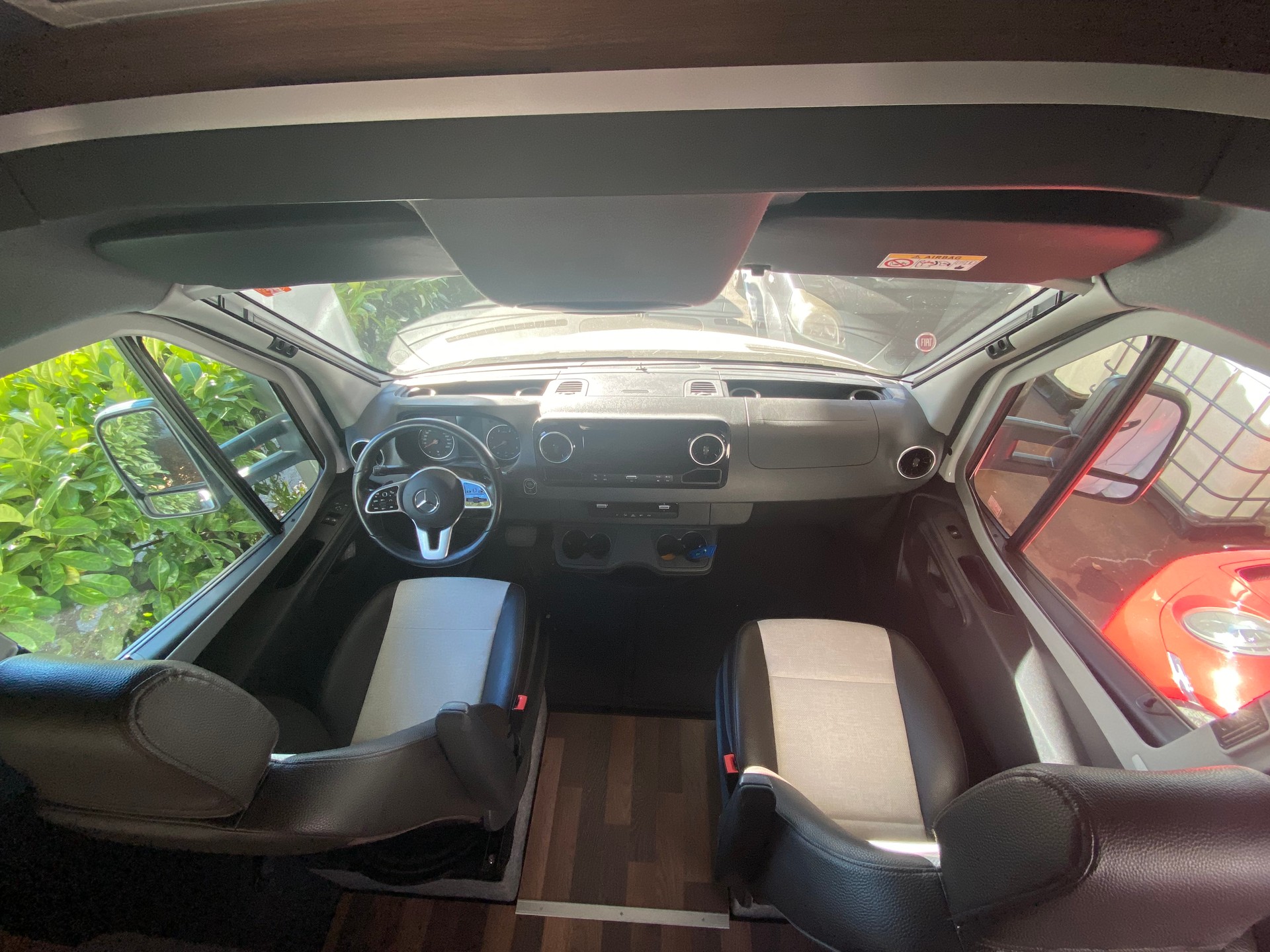 WEINSBERG CaraCompact R53 Pepper edition su Mercedes Benz-image-2