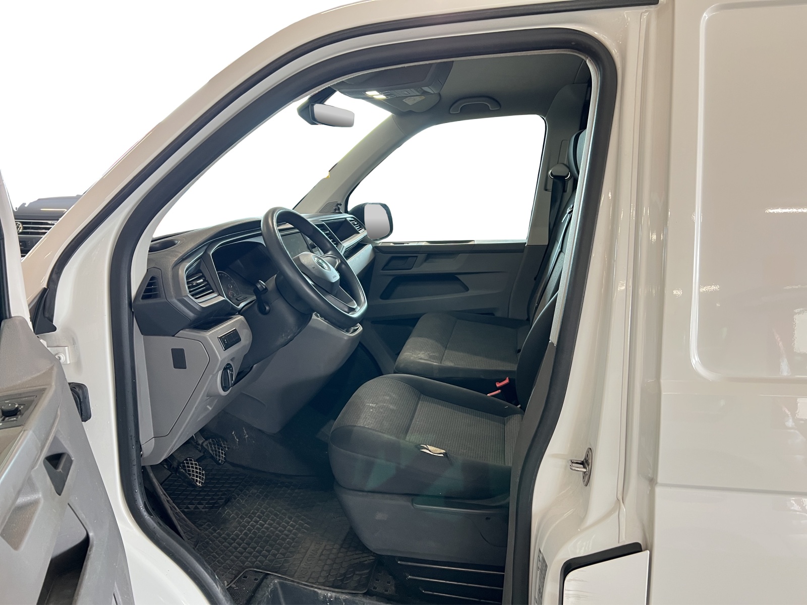 VW T6.1 2.0 TDI 4Motion-image-8