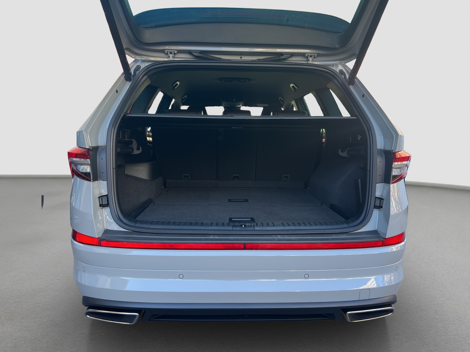 SKODA Kodiaq 2.0 TSI 4x4 RS-image-9