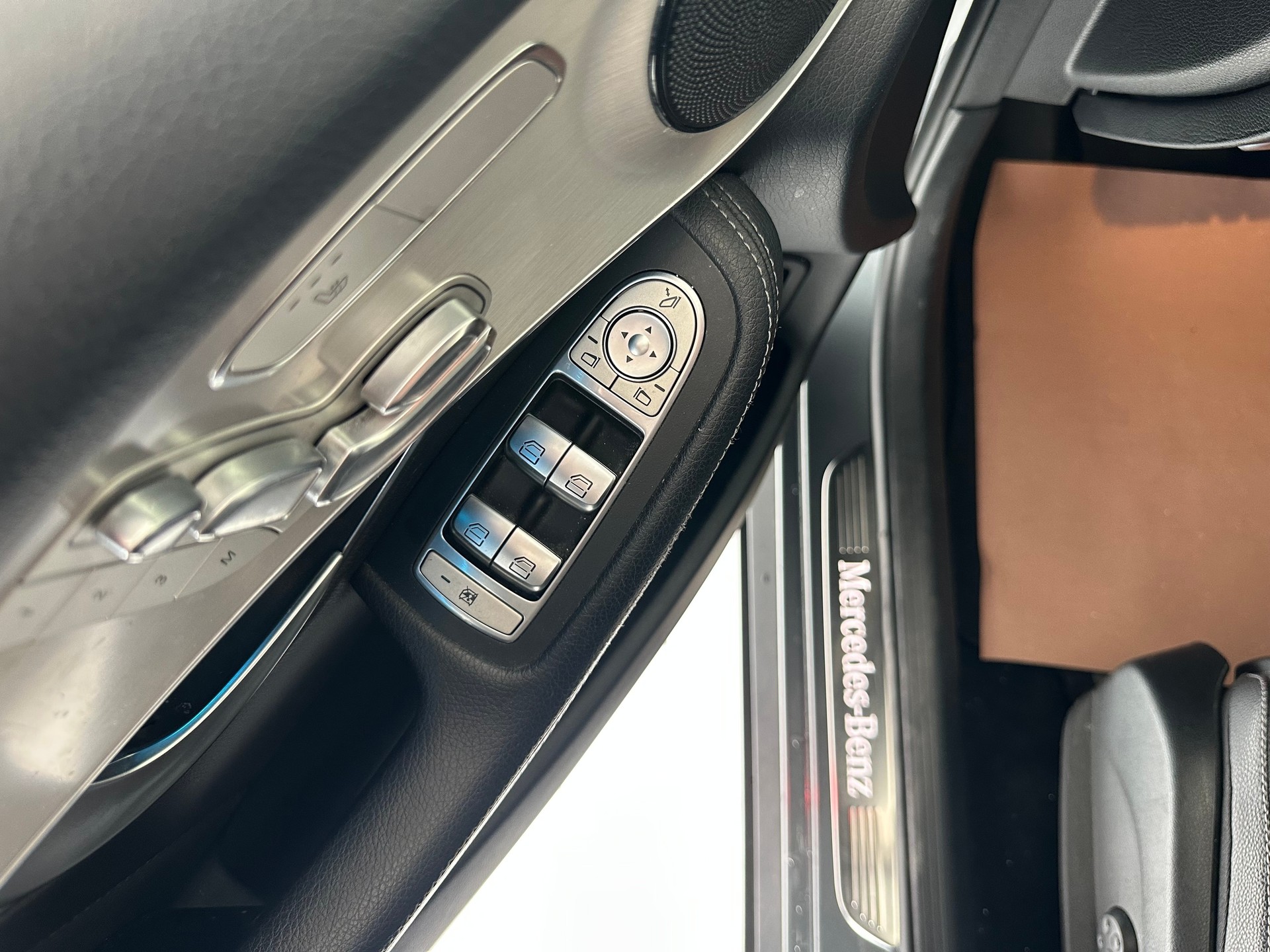 MERCEDES-BENZ GLC 250 d Exclusive 4Matic 9G-Tronic-image-13