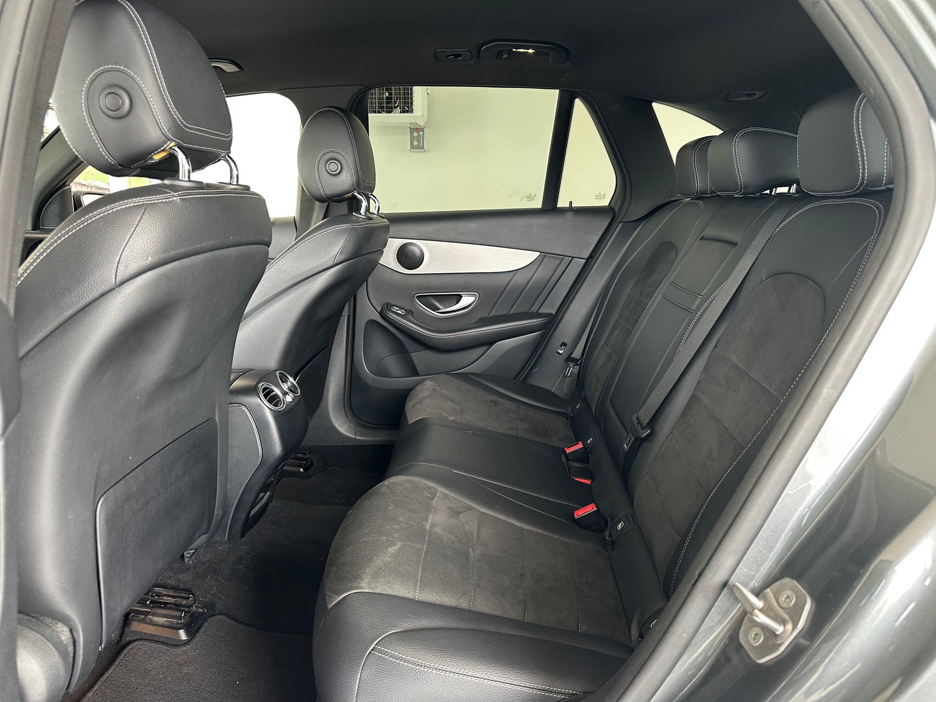 MERCEDES-BENZ GLC 250 d Exclusive 4Matic 9G-Tronic-image-9