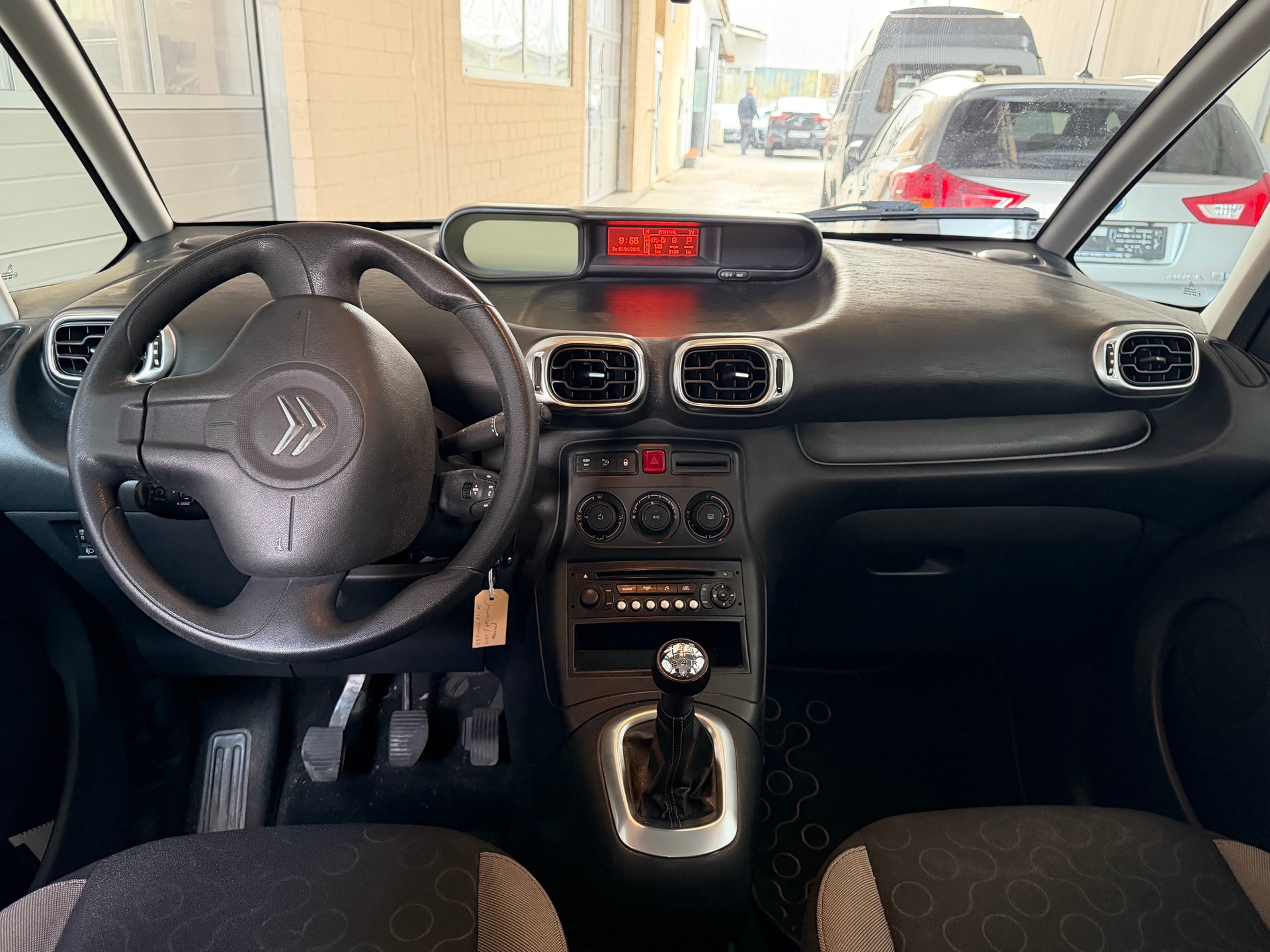 CITROEN C3 Picasso 1.6i 16V Séduction-image-8