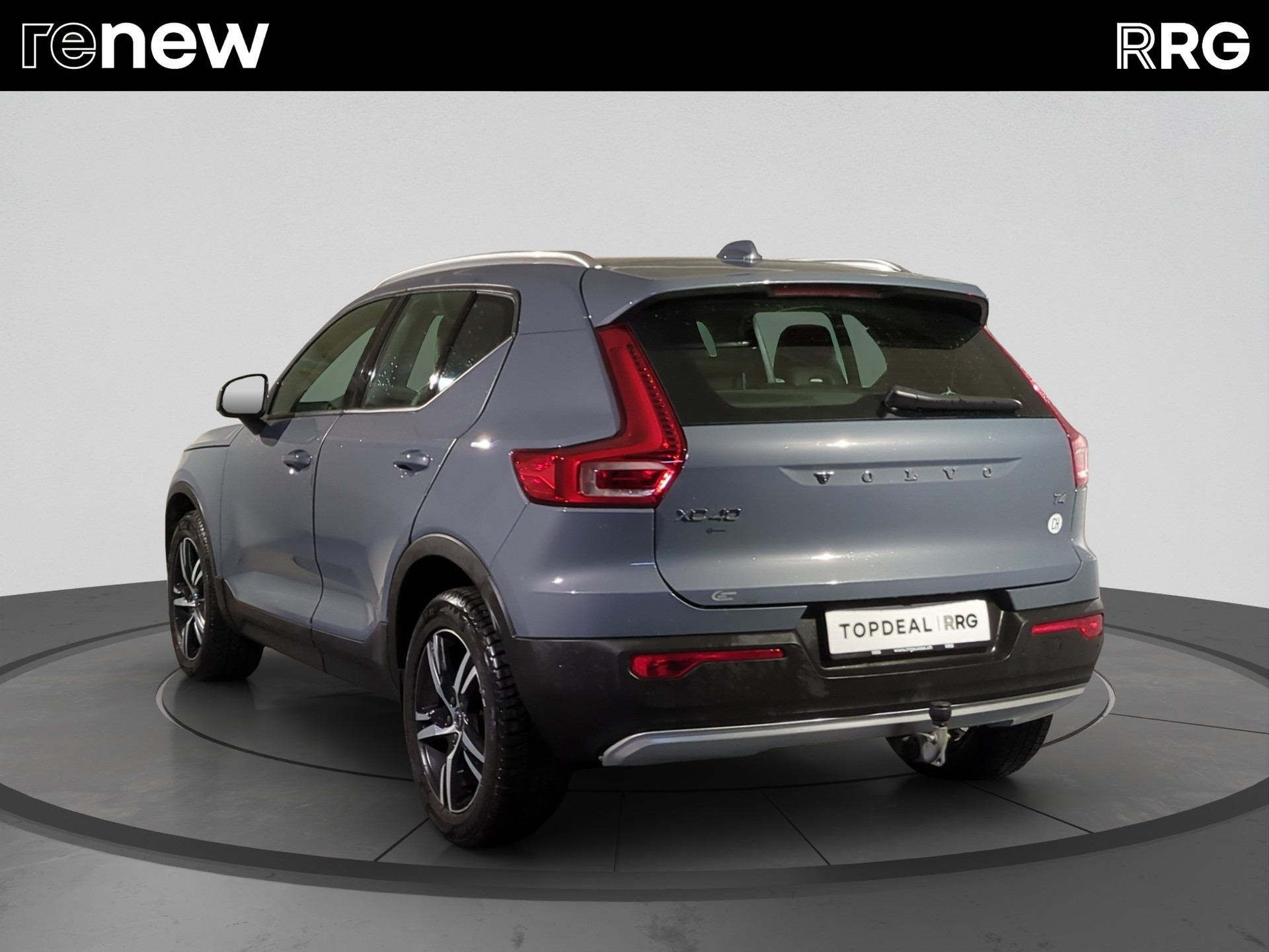 VOLVO XC40 T4 Momentum Geartronic-image-4