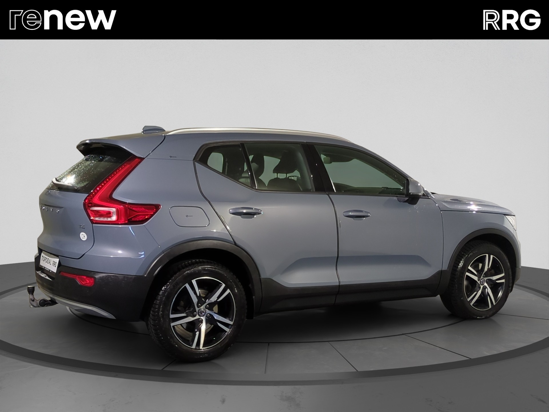 VOLVO XC40 T4 AWD Momentum Geartronic-showroom-element-2